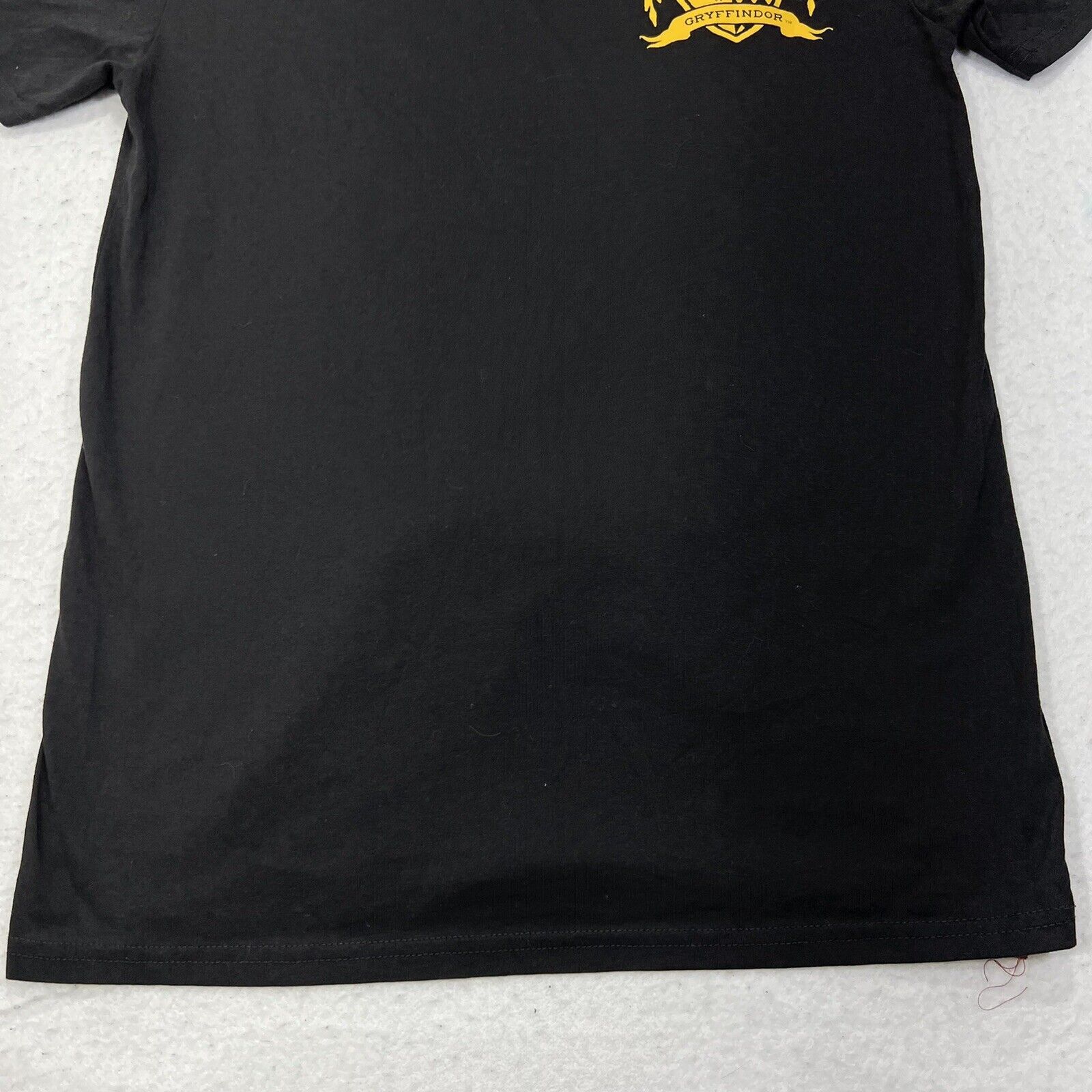 Universal Studios Harry Potter Gryffindor Logo Graphic T Shirt & Cape Size US M / EU 48-50 / 2 - 6 Thumbnail
