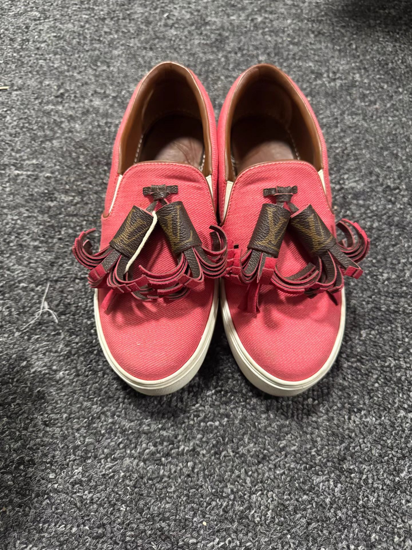 Louis Vuitton Louis Vuitton Tassel Slip-On Sneakers K13 Size US 6 / IT 36 - 3 Thumbnail