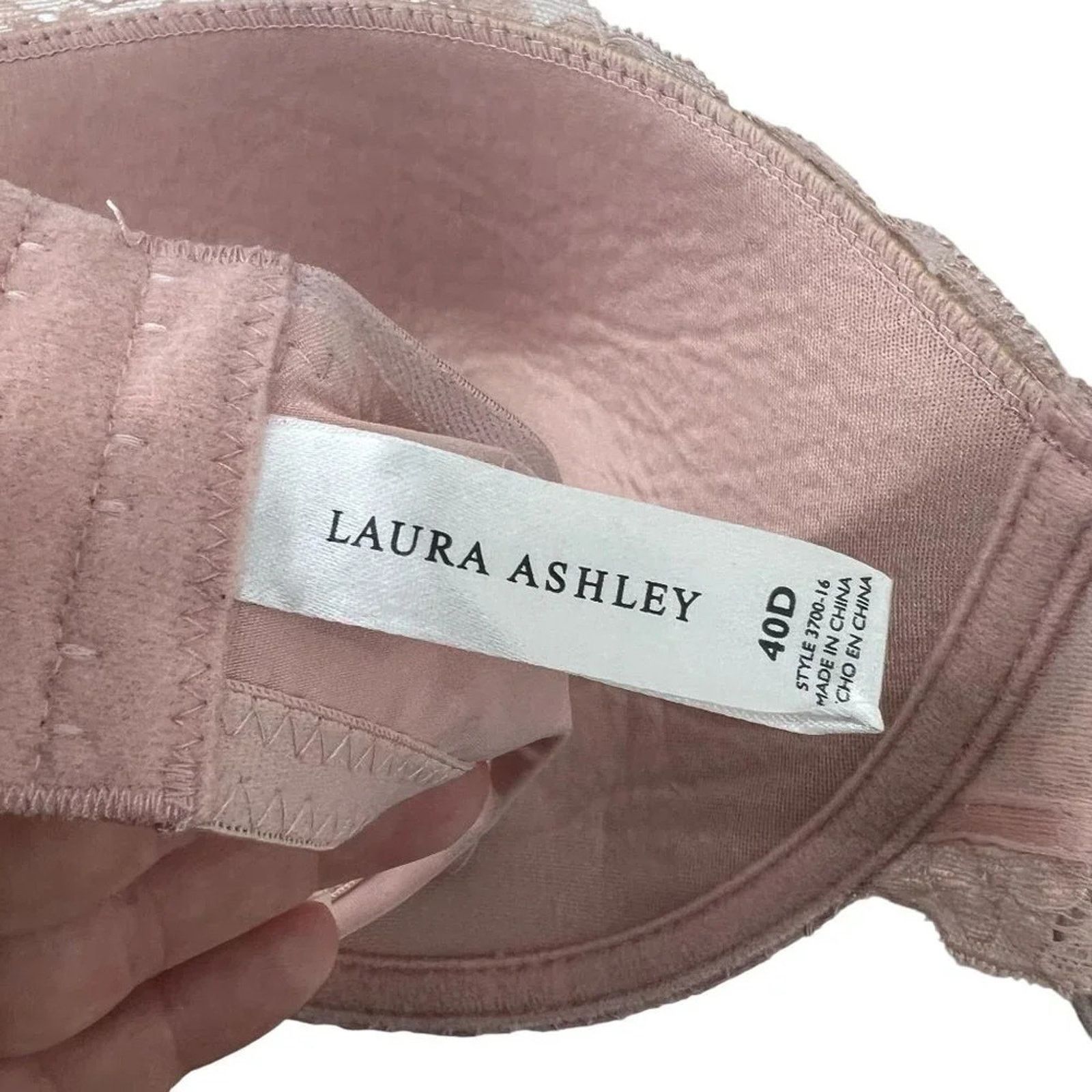 Laura Ashley Laura Ashley Pink Lace Nylon Blend Stretch Underwire Bra Size ONE SIZE - 4 Thumbnail