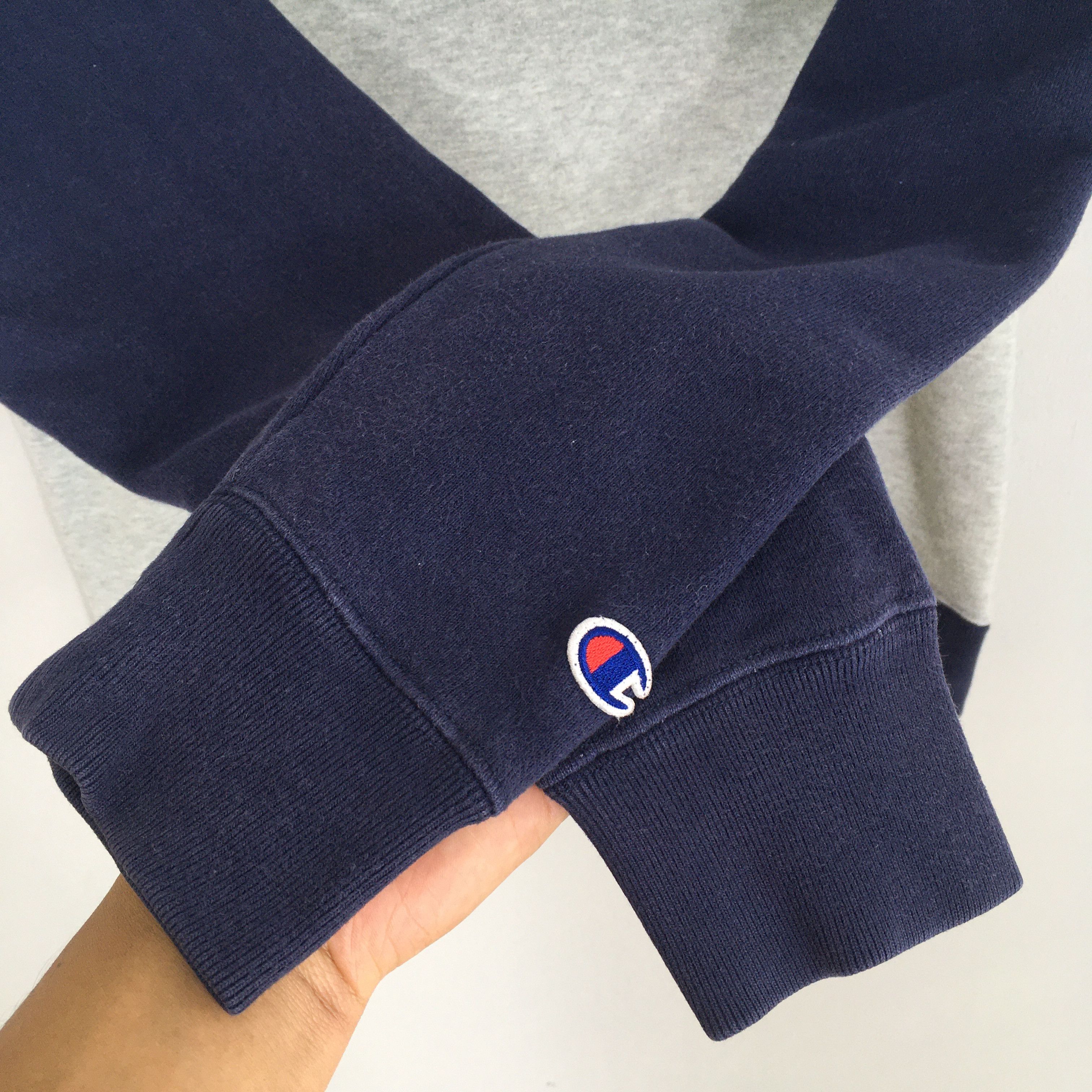 Champion Vintage Champion Products Raglan Sweatshirt Large Size US L / EU 52-54 / 3 - 3 Thumbnail