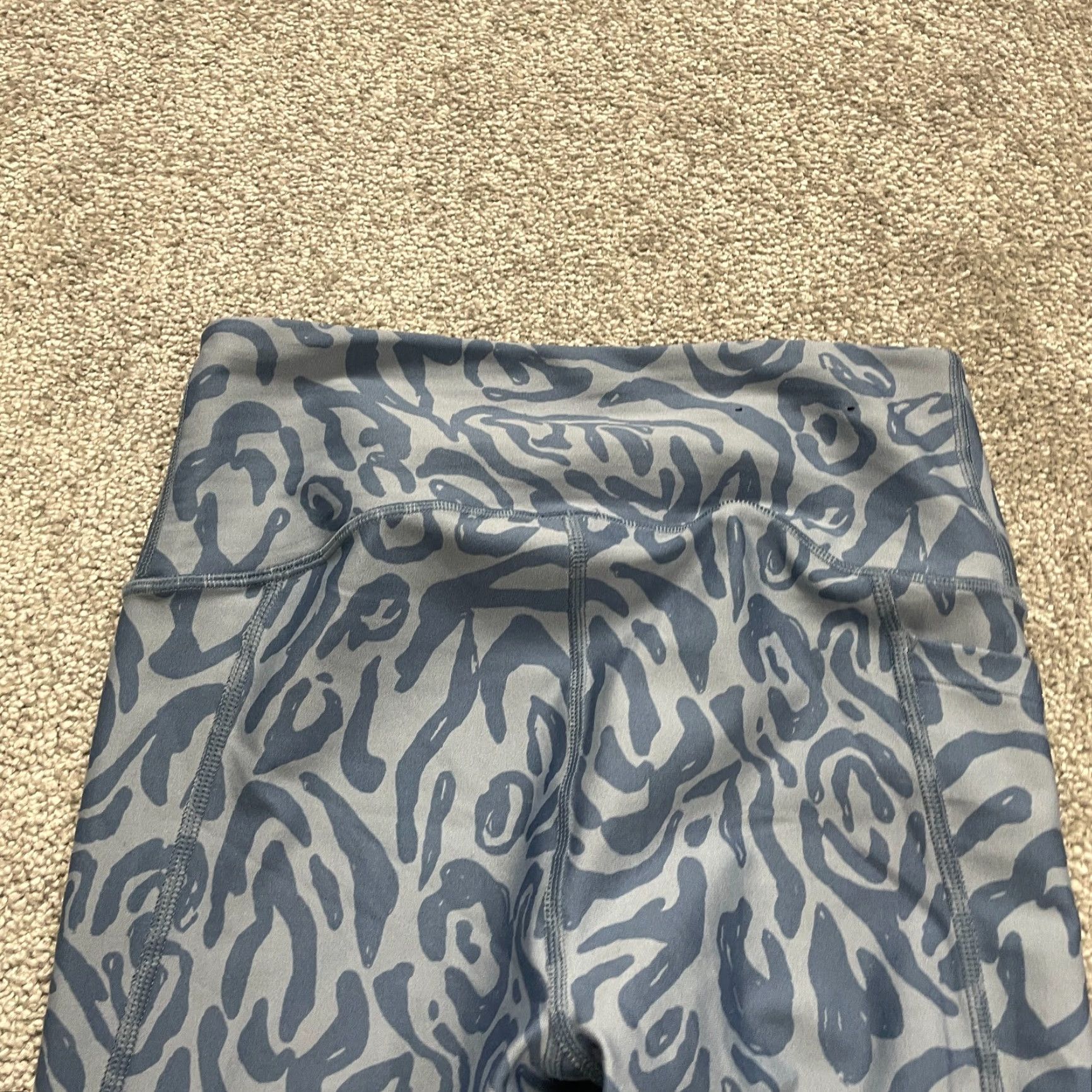 Under Armour VINTAGE Under Armour Compression Leggings Womens S/M Blue Patterned Athletic Gym 25x24 Size 28" / US 6 / IT 42 - 3 Thumbnail