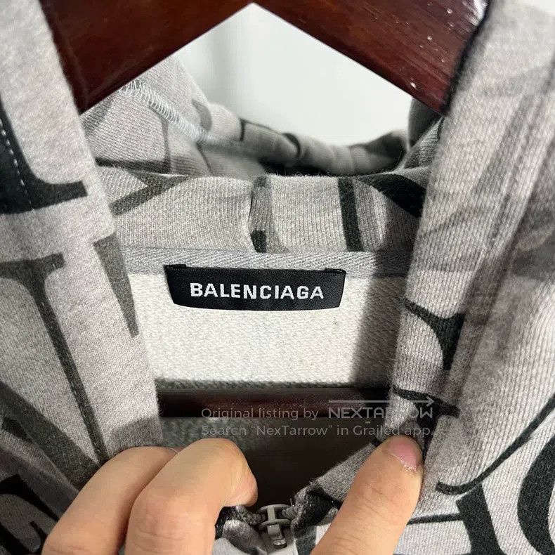 Balenciaga Balenciaga Embroidered graffiti logo jacket Size US S / EU 44-46 / 1 - 3 Thumbnail