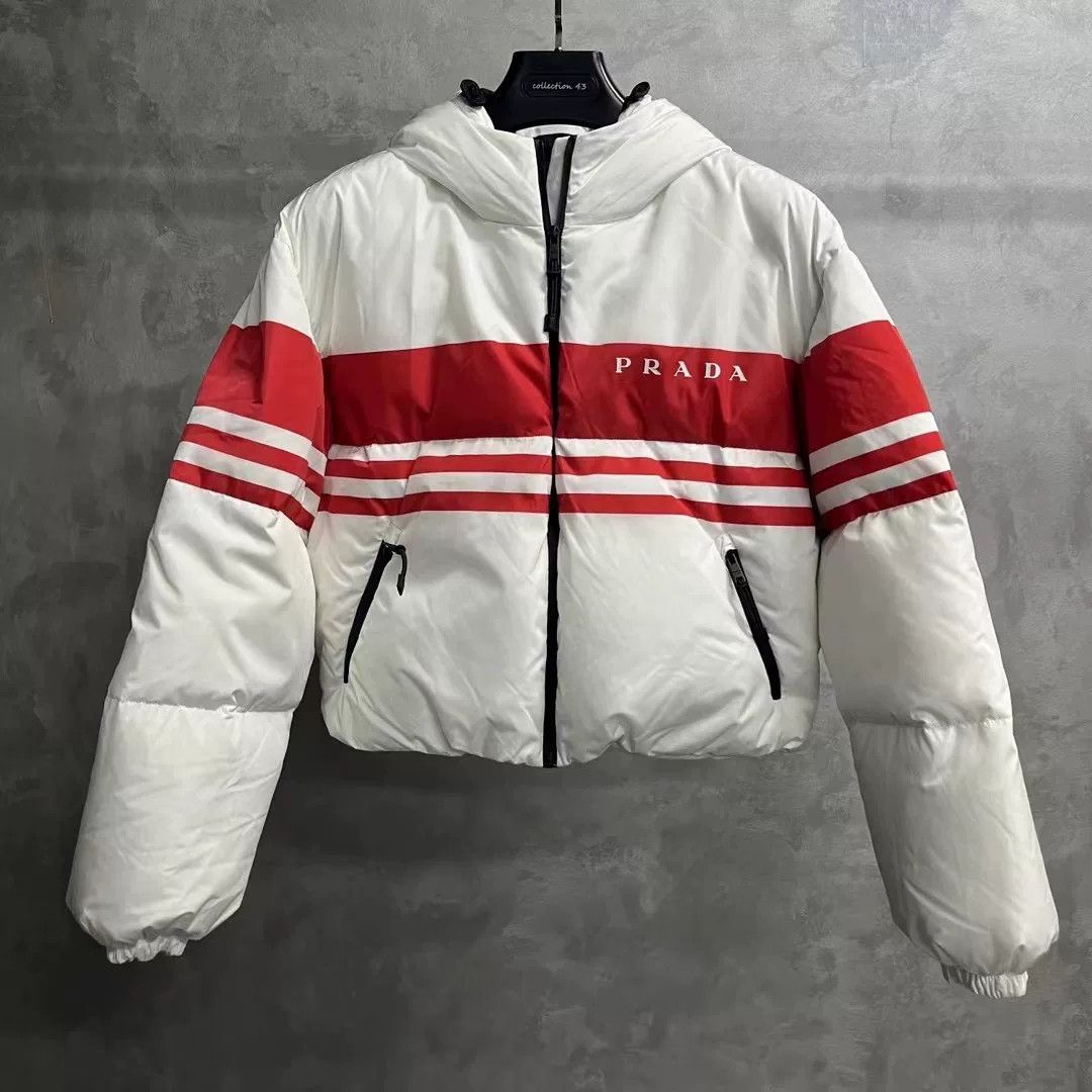 Prada Prada White Hooded Down Jacket Size US L / EU 52-54 / 3 - 1 Thumbnail