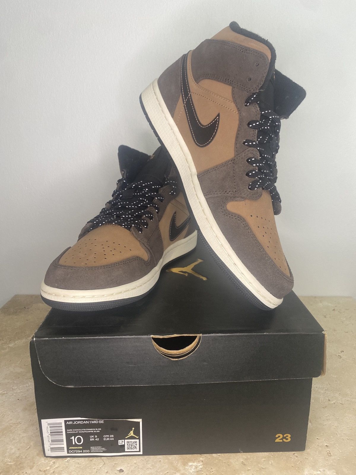 Dark Chocolate Jordan One Mid Dark Chocolate Jordans Marrones Dark