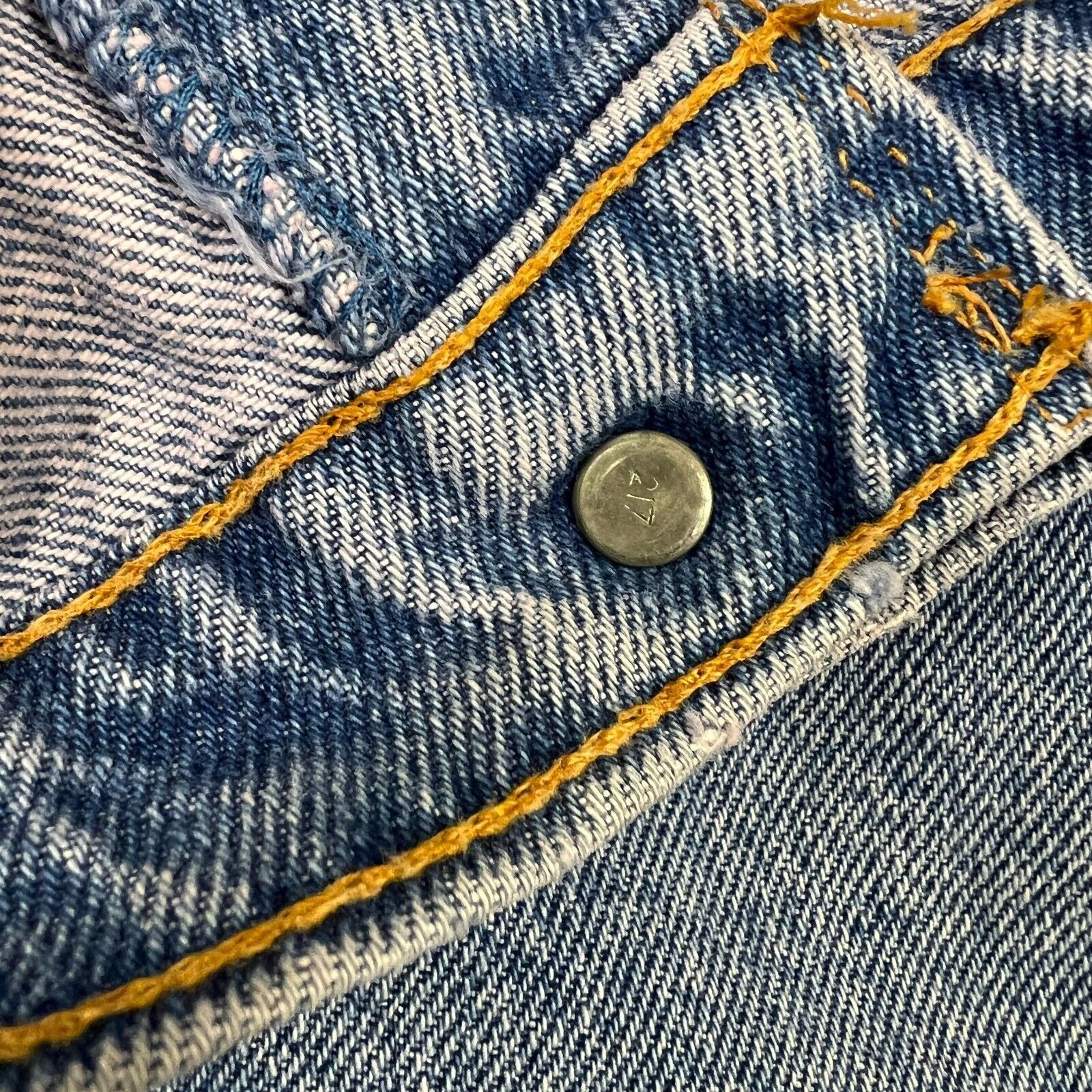 Levi's × Vintage Levi's Jeans34x29 Baggy Tapered Light Wash 90s Denim Pants Size US 34 / EU 50 - 4 Thumbnail