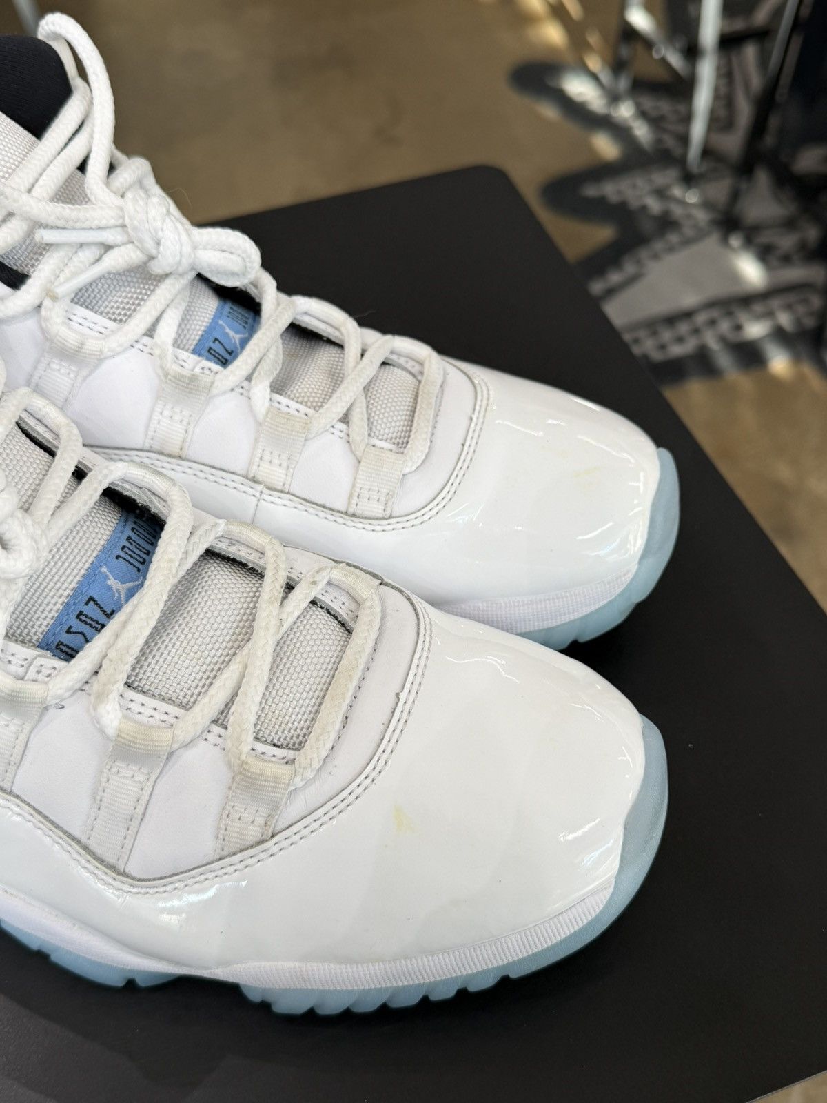 Jordan Brand Air Jordan 11 Legend Blue Size 10.5 (2024) Size US 10.5 / EU 43-44 - 8 Thumbnail