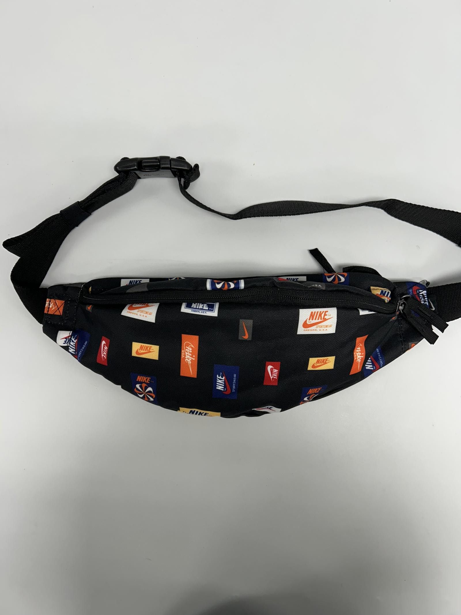 Nike Nike Logo Print Fanny Pack Size ONE SIZE - 9 Thumbnail
