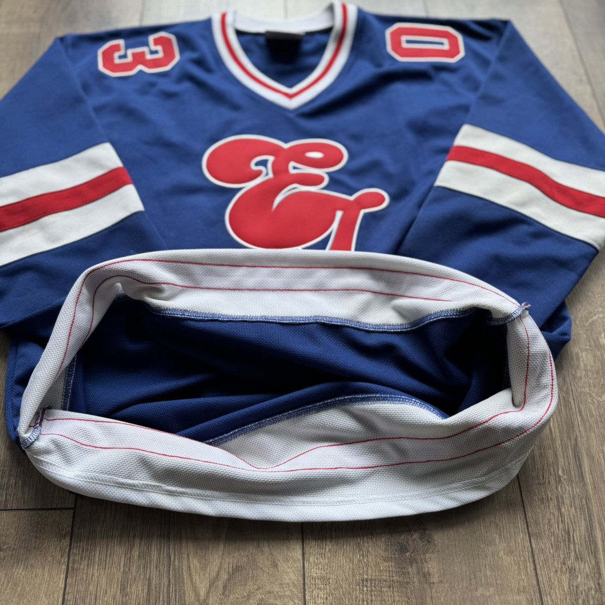 Band Tees Vintage Elton John Hockey Band Jersey Merch 90s NHL rock Size US M / EU 48-50 / 2 - 7 Thumbnail