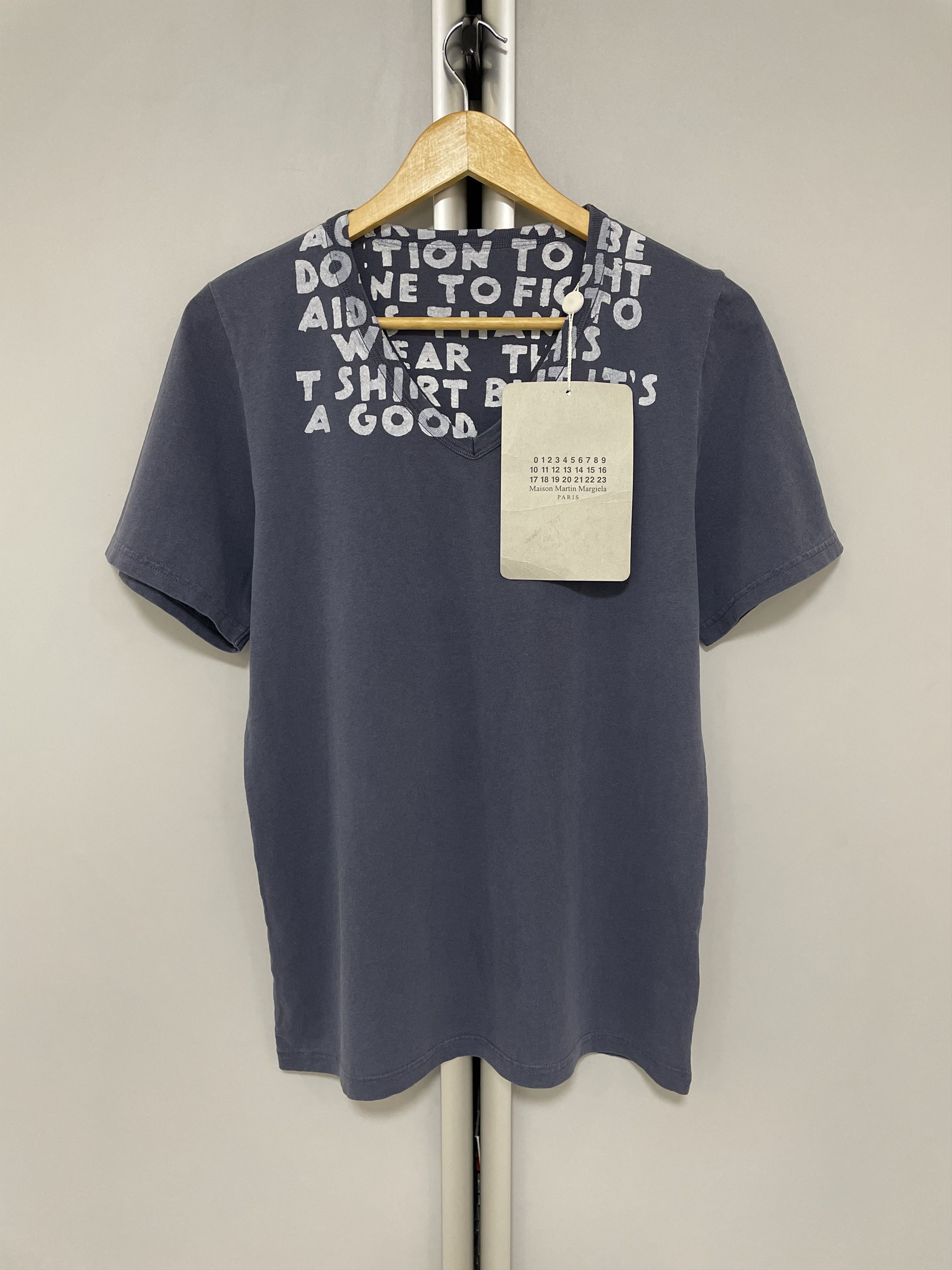 Maison Margiela MAISON MARTIN MARGIELA AIDS Awareness T-Shirt Tee Washed Size US S / EU 44-46 / 1 - 2 Thumbnail