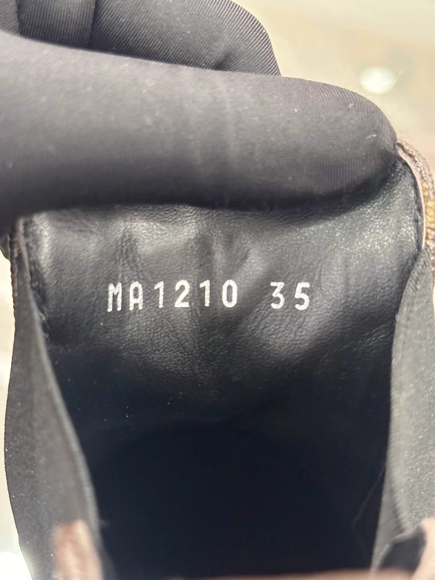 Louis Vuitton LV Beaubourg Black Chelsea Boots EU35 w/Brown Monogram Size US 4.5 / IT 34.5 - 9 Thumbnail
