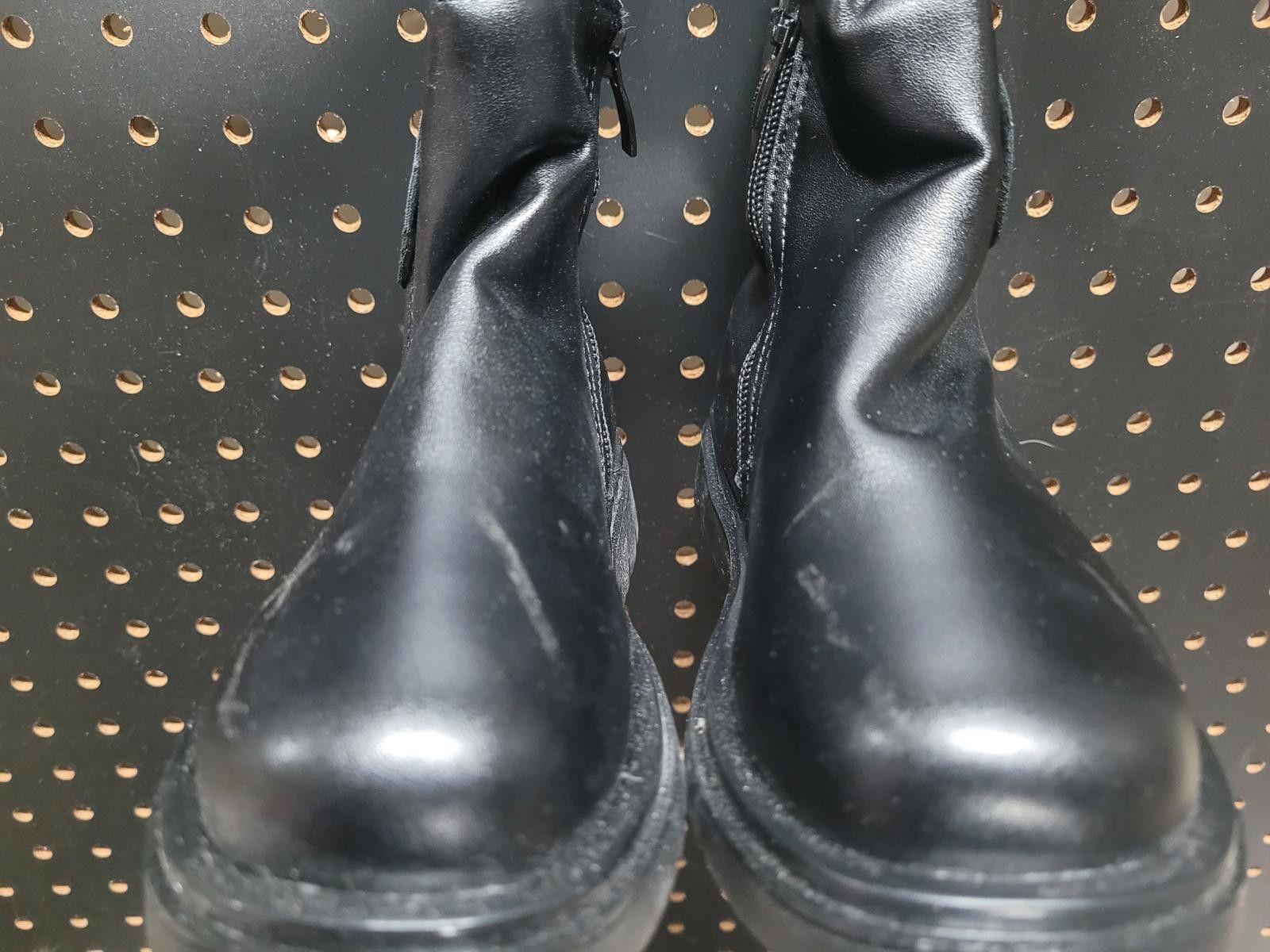 The Unbranded Brand Sleek Black Boots - Grab 'Em Before They're Gone! Size US 4.5 / IT 34.5 - 5 Thumbnail