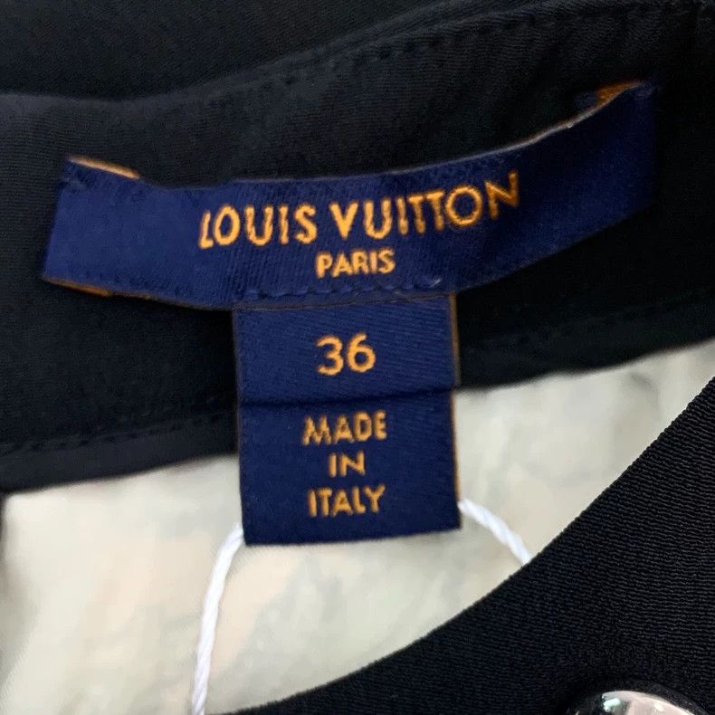 Louis Vuitton Louis Vuitton Color-block printed round neck mulberry silk Size XS / US 0-2 / IT 36-38 - 5 Thumbnail