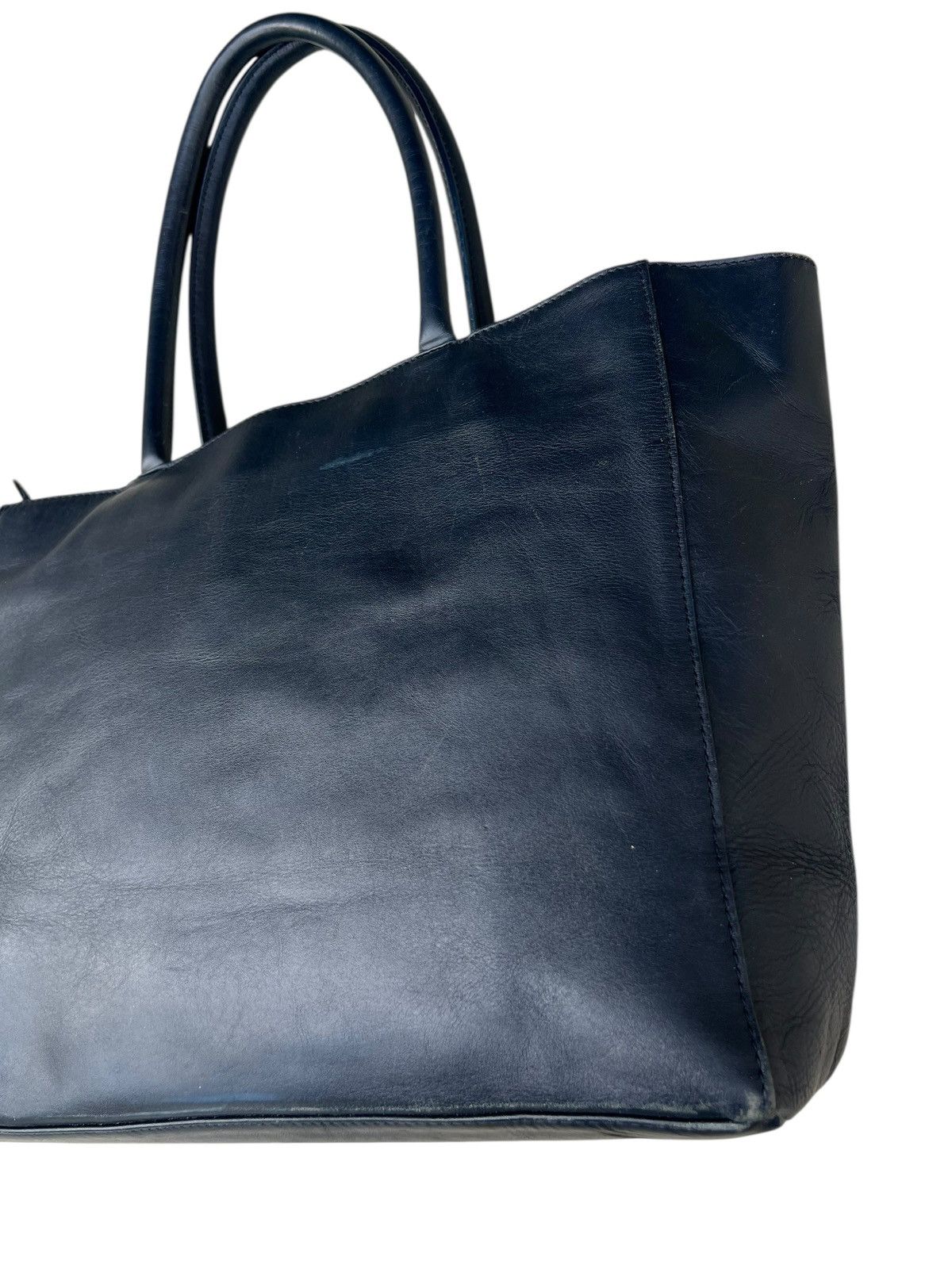 United Arrows United Arrows Scratches Patina Leather Tote Bag Size ONE SIZE - 9 Thumbnail