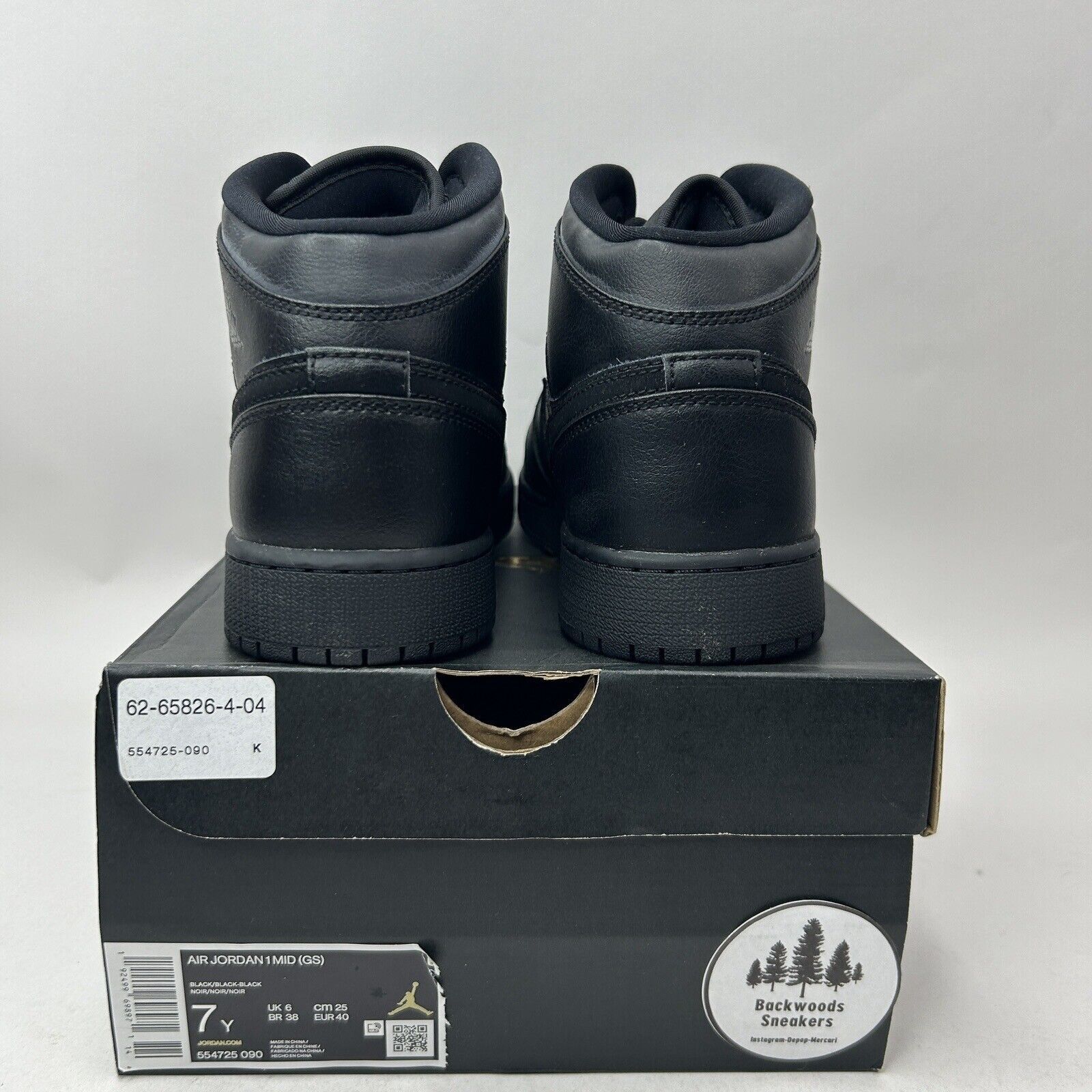 Jordan Brand Nike Air Jordan 1 Mid GS “Deep Black Nubuck Swoosh” 2023 Size US 8.5 / IT 38.5 - 4 Thumbnail