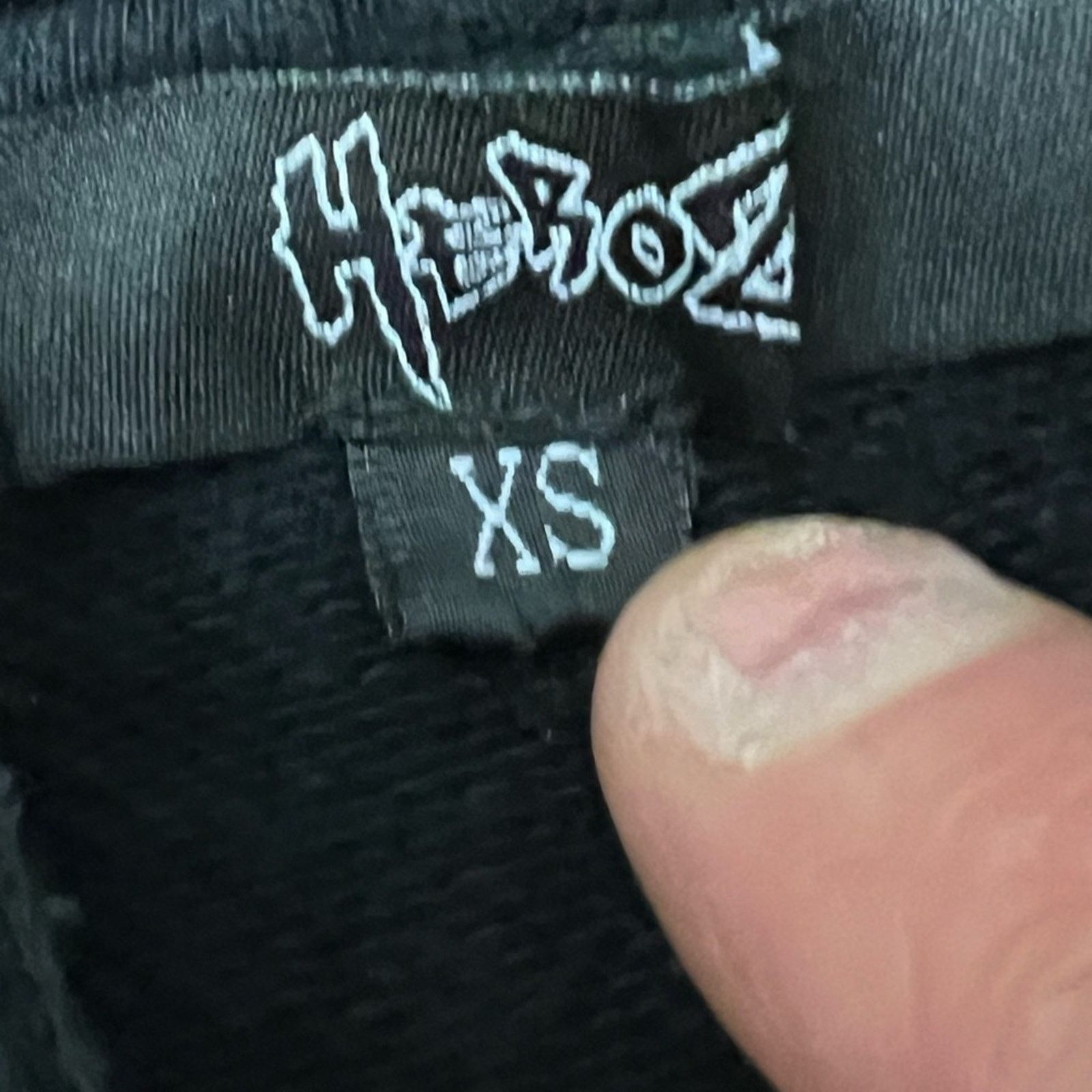 Other Heroz Embroidered Logo Black Hoodie Size XS Streetwear Size US XS / EU 42 / 0 - 4 Thumbnail