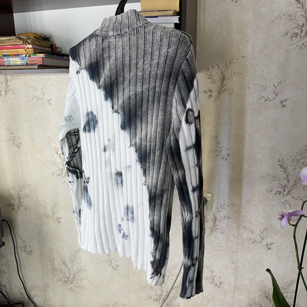 Japanese Brand × Vintage Vintage Avant Garde Faded Red Kim Sweater 00s Y2K Japanese Size US XXL / EU 58 / 5 - 15 Thumbnail