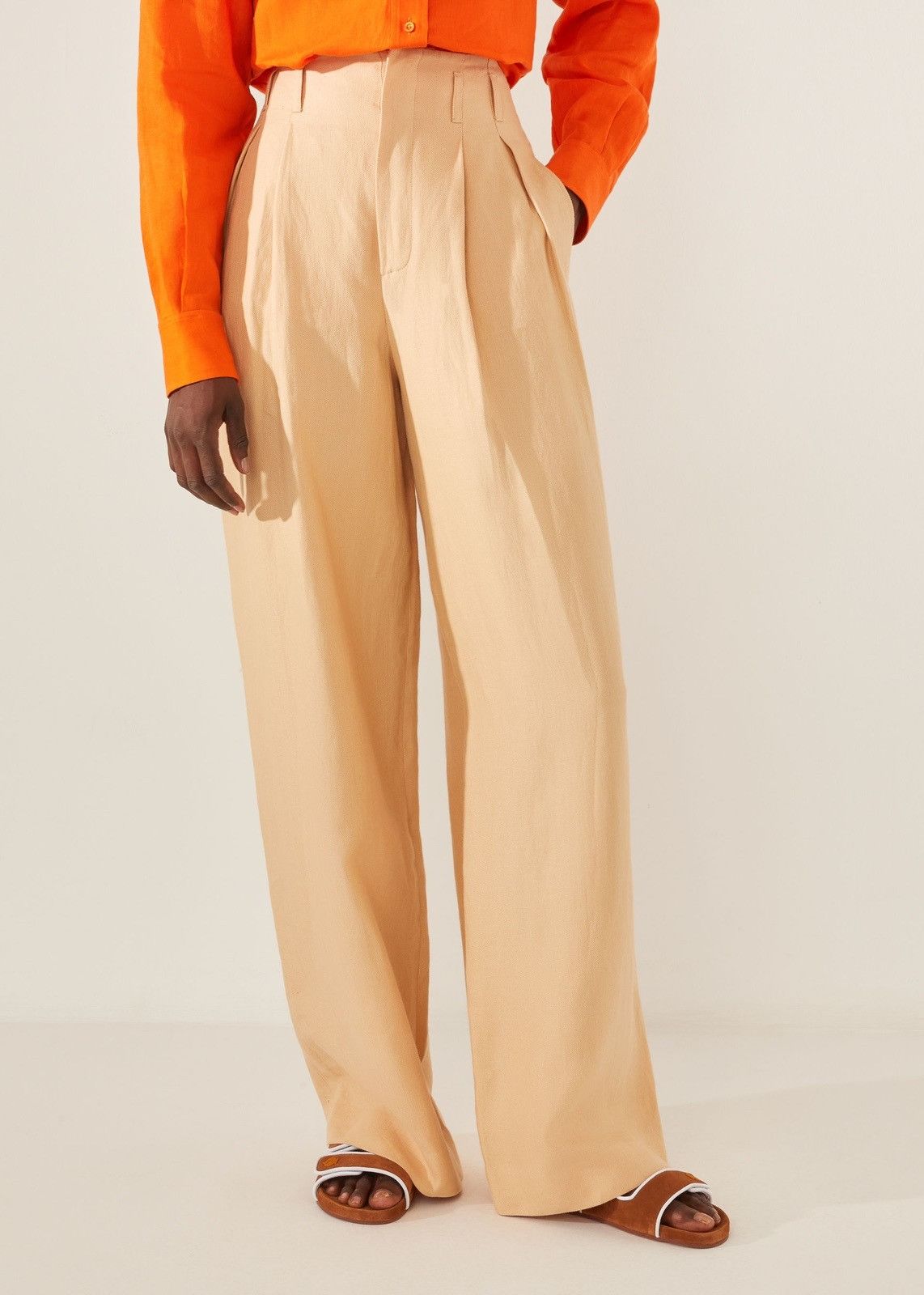 Loro Piana o1srvl11e0824 Thorne Pant in Beige Size 28" / US 6 / IT 42 - 2 Thumbnail