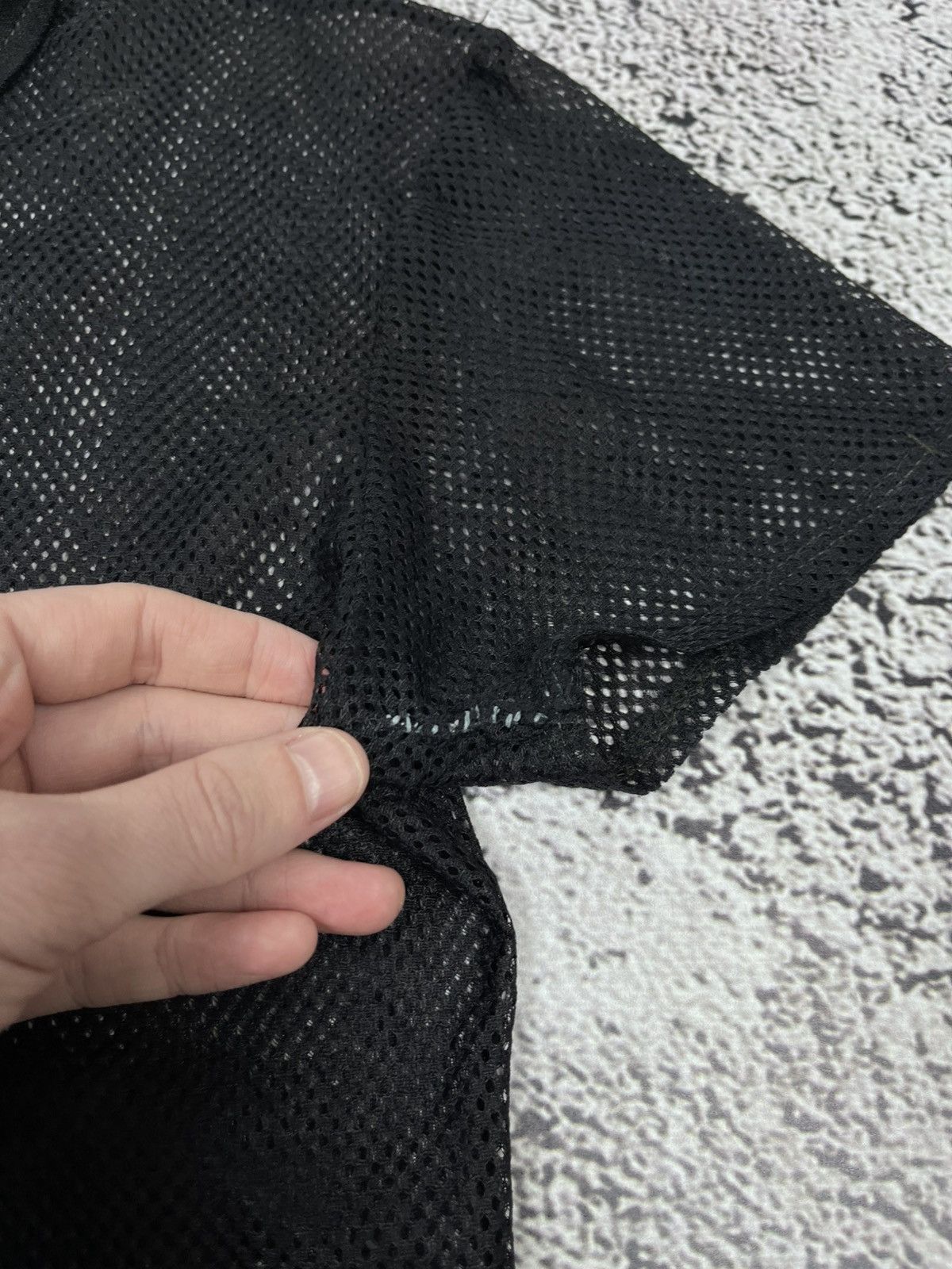 Japanese Brand Vintage Mesh Button Ups Polo AvantGarde Gothic Miyake style Size S / US 4 / IT 40 - 5 Thumbnail