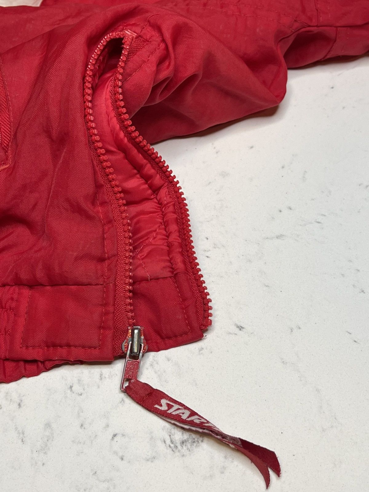 Starter Chicago Bulls Starter Jacket Sz XL with Defects *READ Size US XL / EU 56 / 4 - 17 Thumbnail