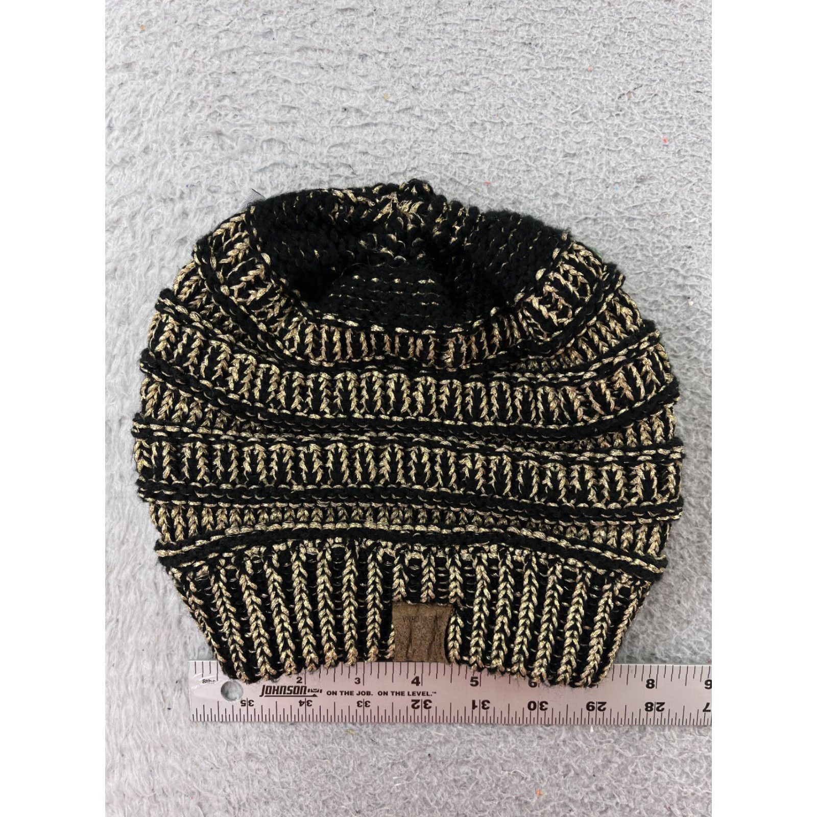 Vintage C.C Exclusive Beanie Toque Womens One Size Gray Knit Glitter Acrylic Ski Hat/Cap Beanie Womens Ski Decade? Size ONE SIZE - 5 Thumbnail