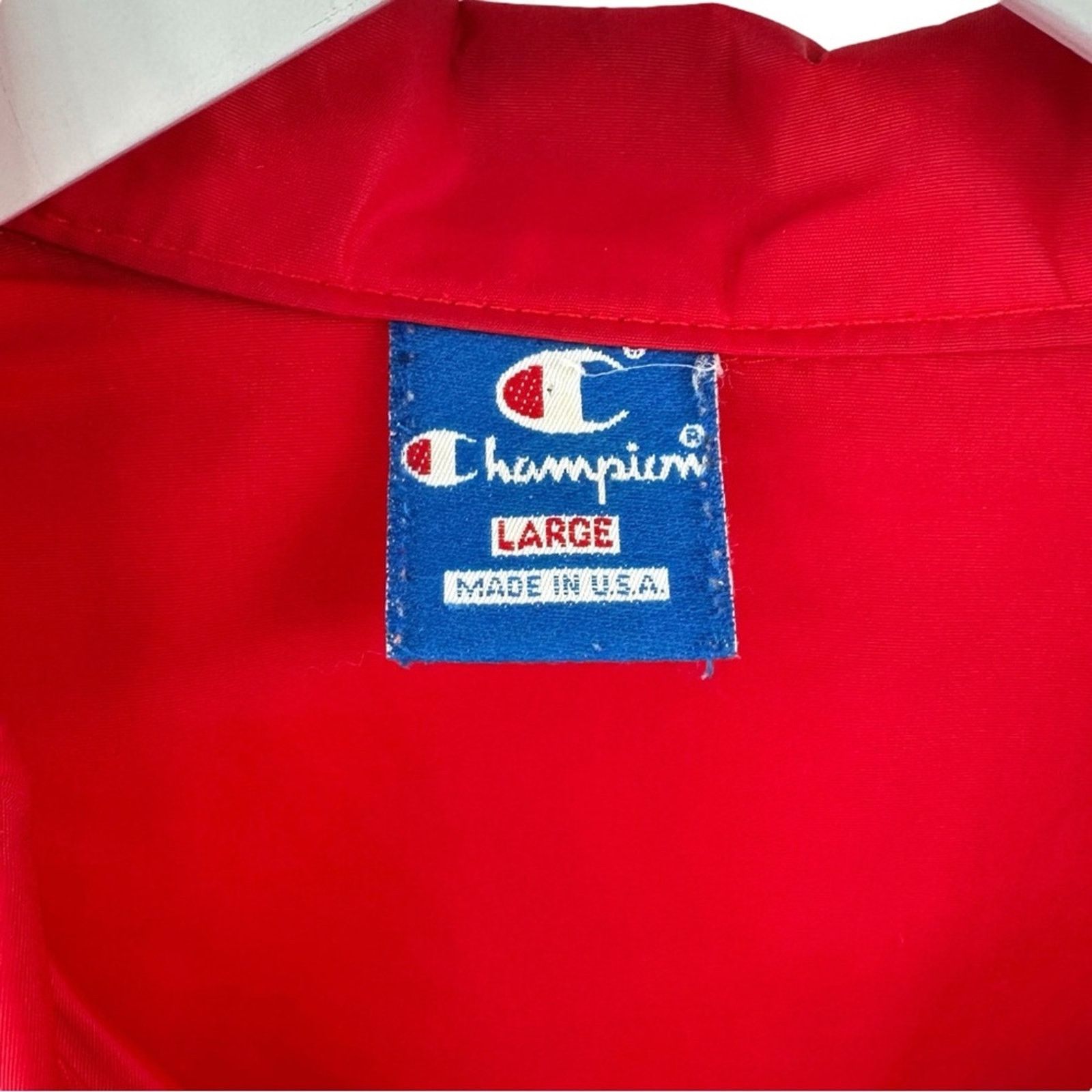Champion Vintage Made in USA Red Nylon Windbreaker Jacket Size US L / EU 52-54 / 3 - 7 Thumbnail