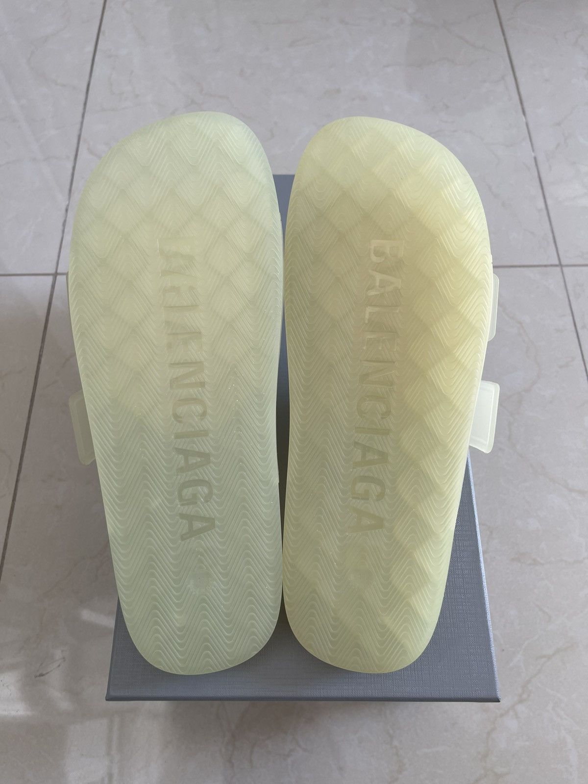Balenciaga Balenciaga Mallorca Transparent Sandal Size US 8 / EU 41 - 4 Thumbnail