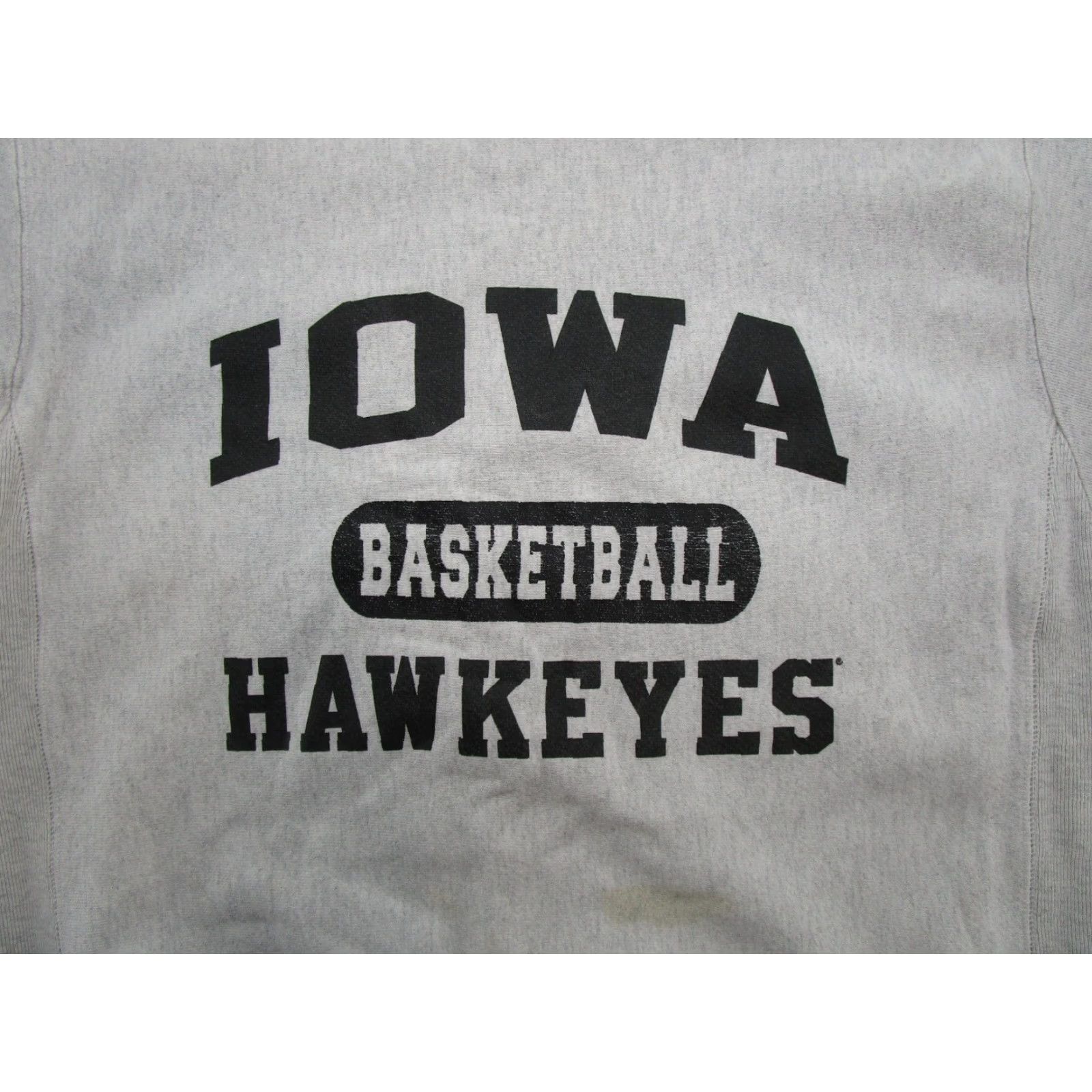 Champion VINTAGE Iowa Hawkeyes Basketball Reverse Weave Gray Sweatshirt M Men Size M Pullover Reversible Sports Size US M / EU 48-50 / 2 - 2 Thumbnail