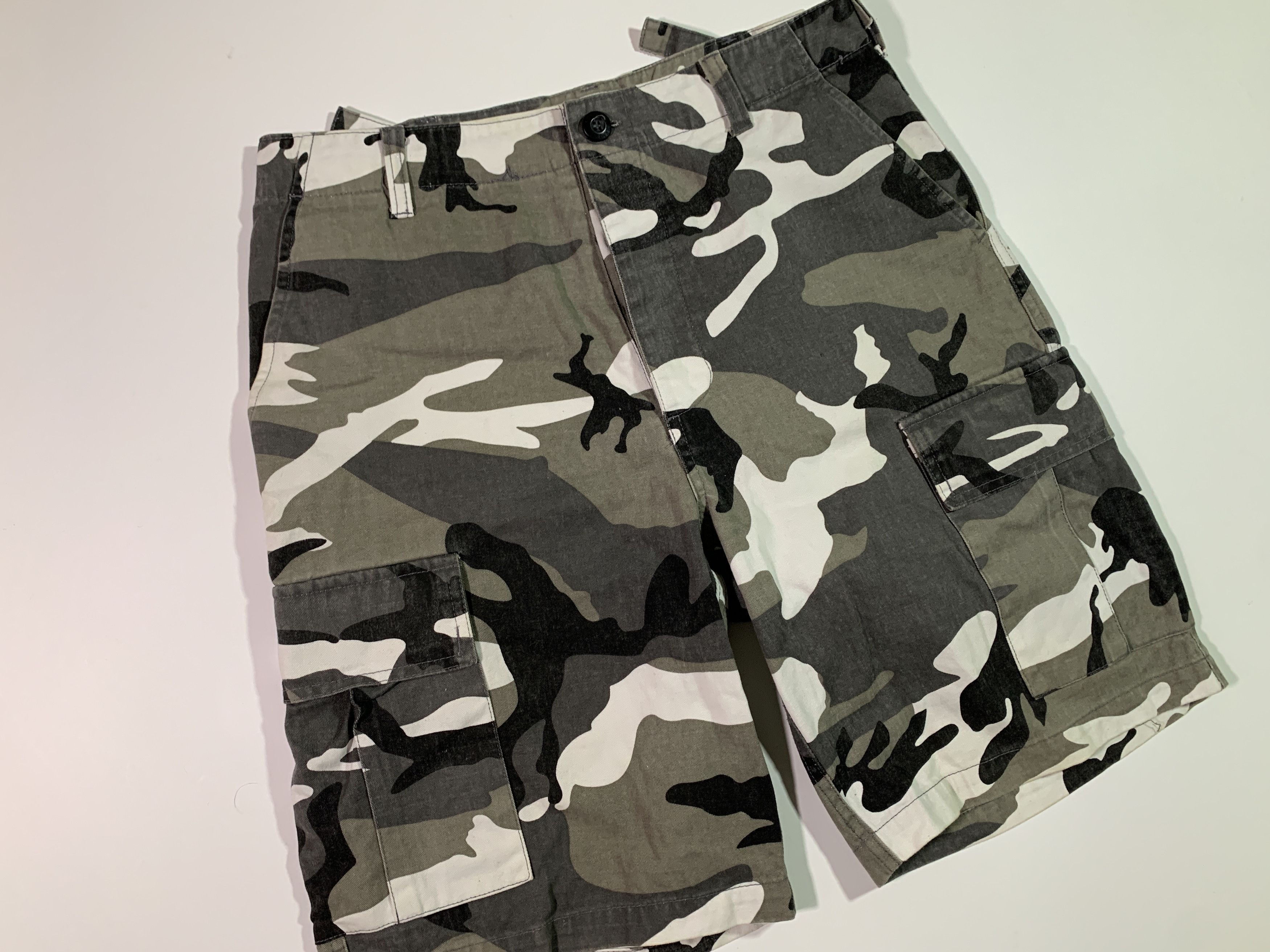 Vintage Vintage Arctic Camo Cargo Shorts Size US 30 / EU 46 - 3 Thumbnail