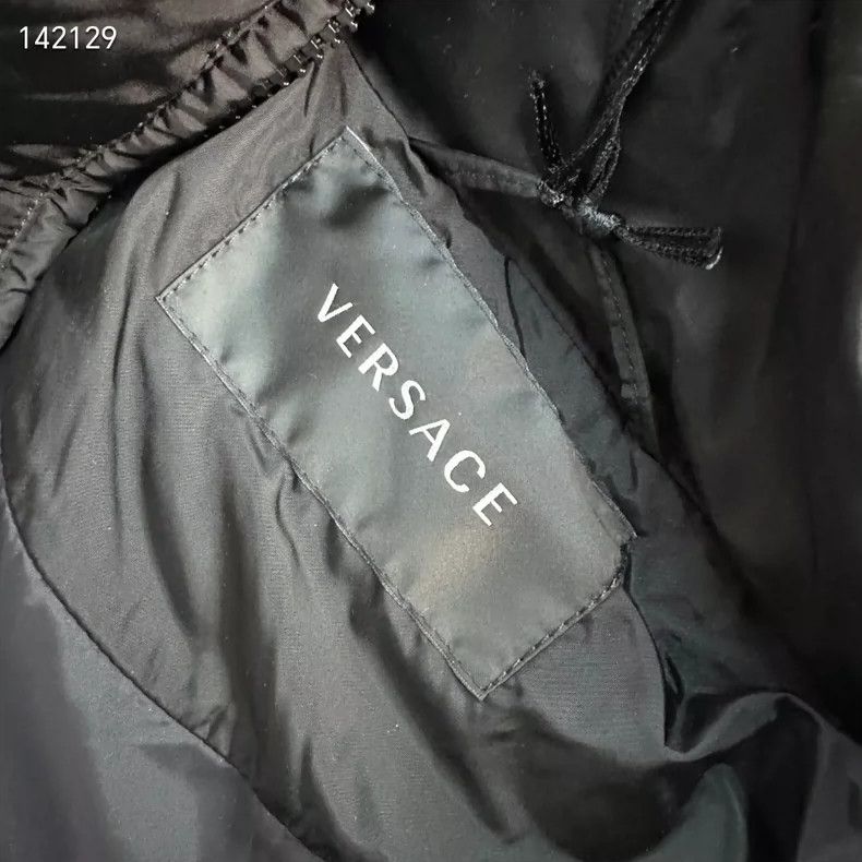 Versace Versace Black and gold color matching bread suit Size S / US 4 / IT 40 - 8 Thumbnail