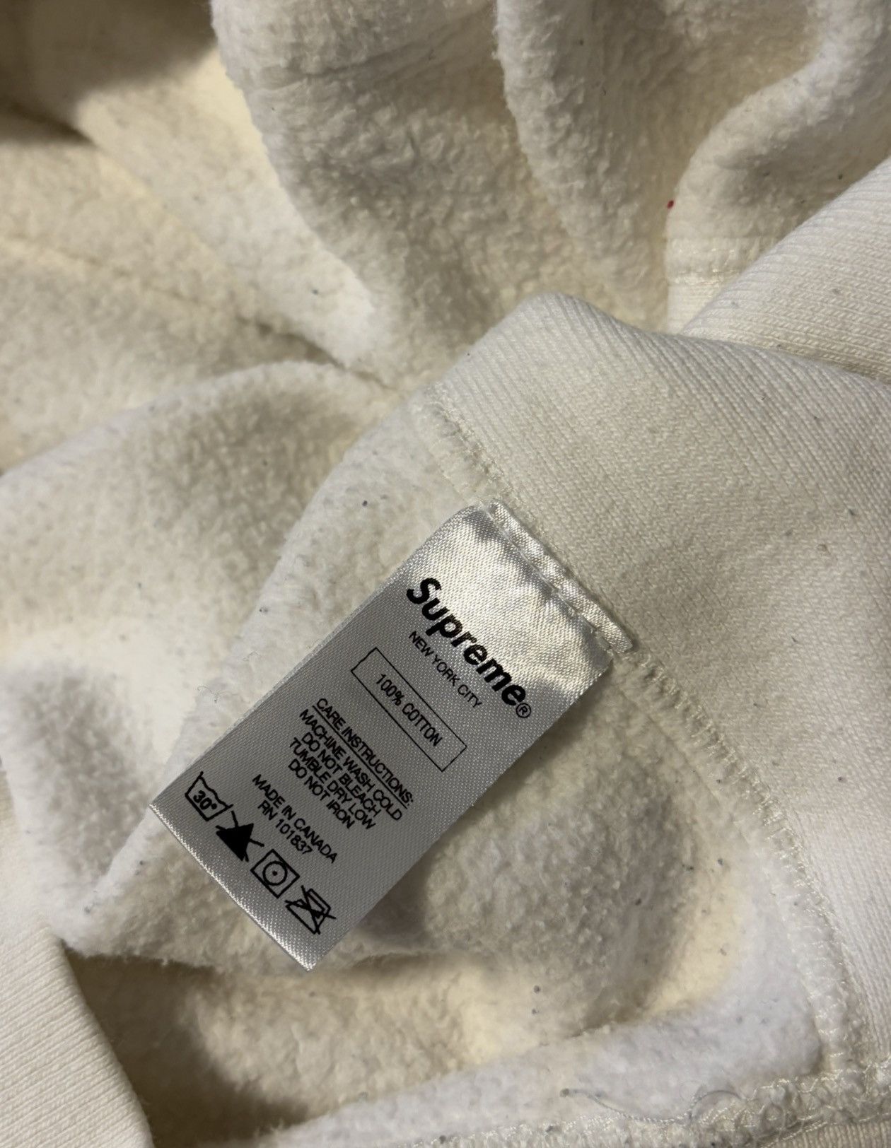 Supreme Supreme x Playboy bunny Hoodie White Mens Size Small FW17 Size US S / EU 44-46 / 1 - 8 Thumbnail