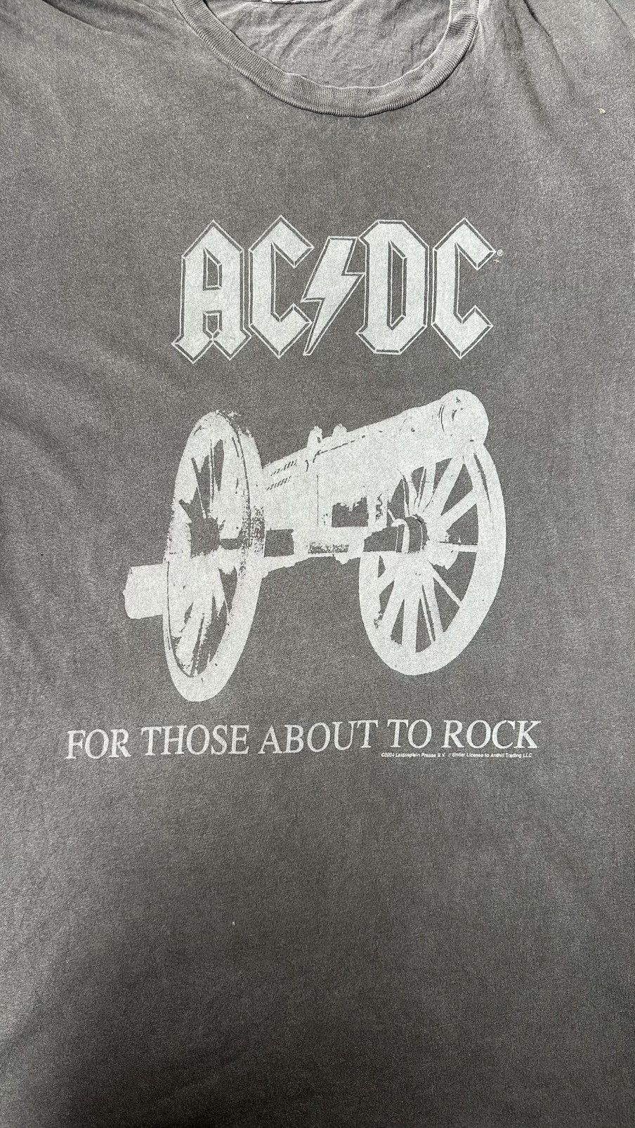 AC/DC VINTAGE CHASER ACDC 2004 TEE Size US S / EU 44-46 / 1 - 3 Thumbnail