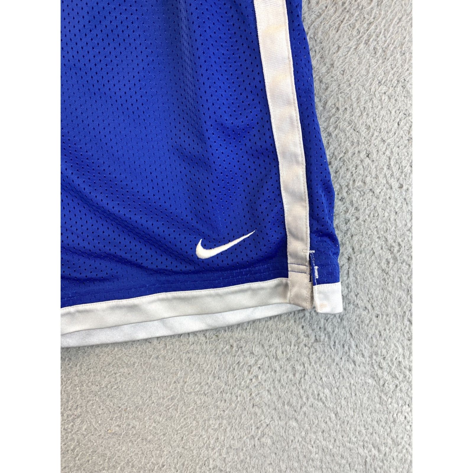 Nike Nike Basketball Shorts Men's M Logo Poudre Basketball Waist Drawstring / 86-62 Size US 31 - 2 Thumbnail
