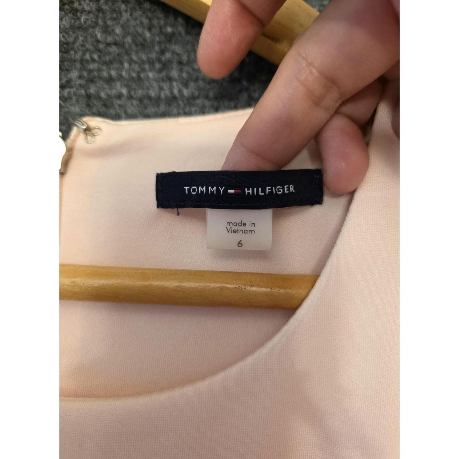 Tommy Hilfiger Tommy Hilfiger Dress Womens 6 Pink Ruffle Flutter Sleeve Sheath Knee Length Size M / US 6-8 / IT 42-44 - 2 Thumbnail