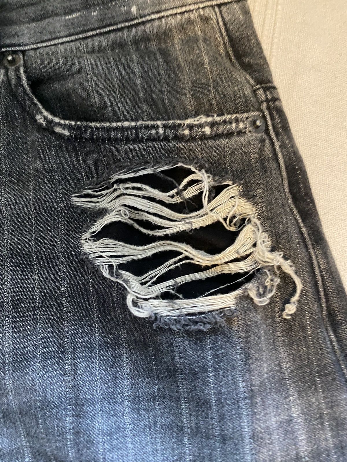 Balenciaga BALENCIAGA SS21 GREY RIPPED BAGGY PANTS SZ:S Size US 36 / EU 52 - 5 Thumbnail