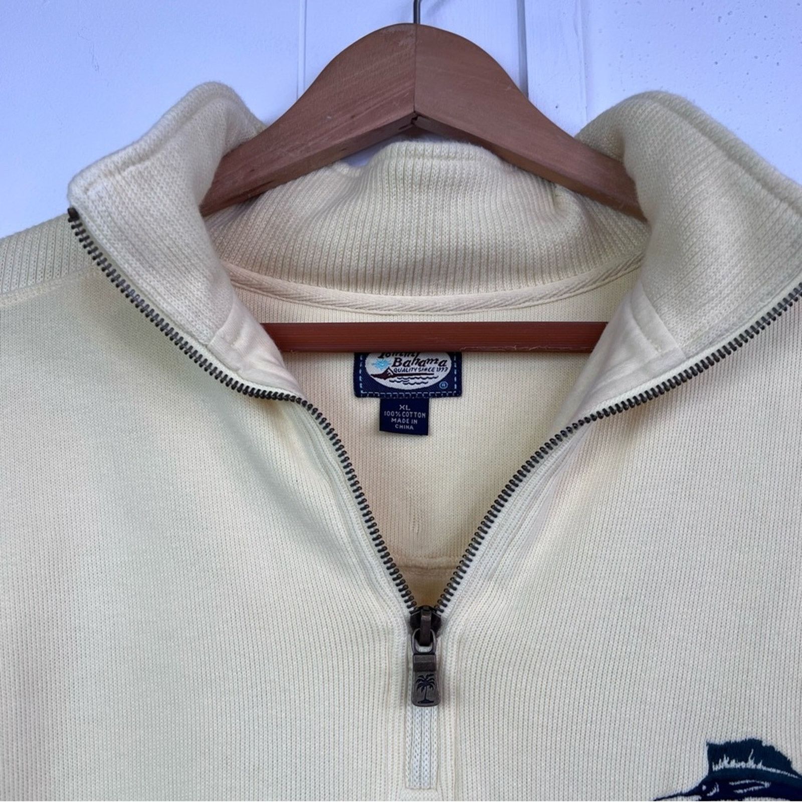 Tommy Bahama Tommy Bahama Yellow Logo Pullover Sweater Men’s Size XL Size US XL / EU 56 / 4 - 12 Thumbnail