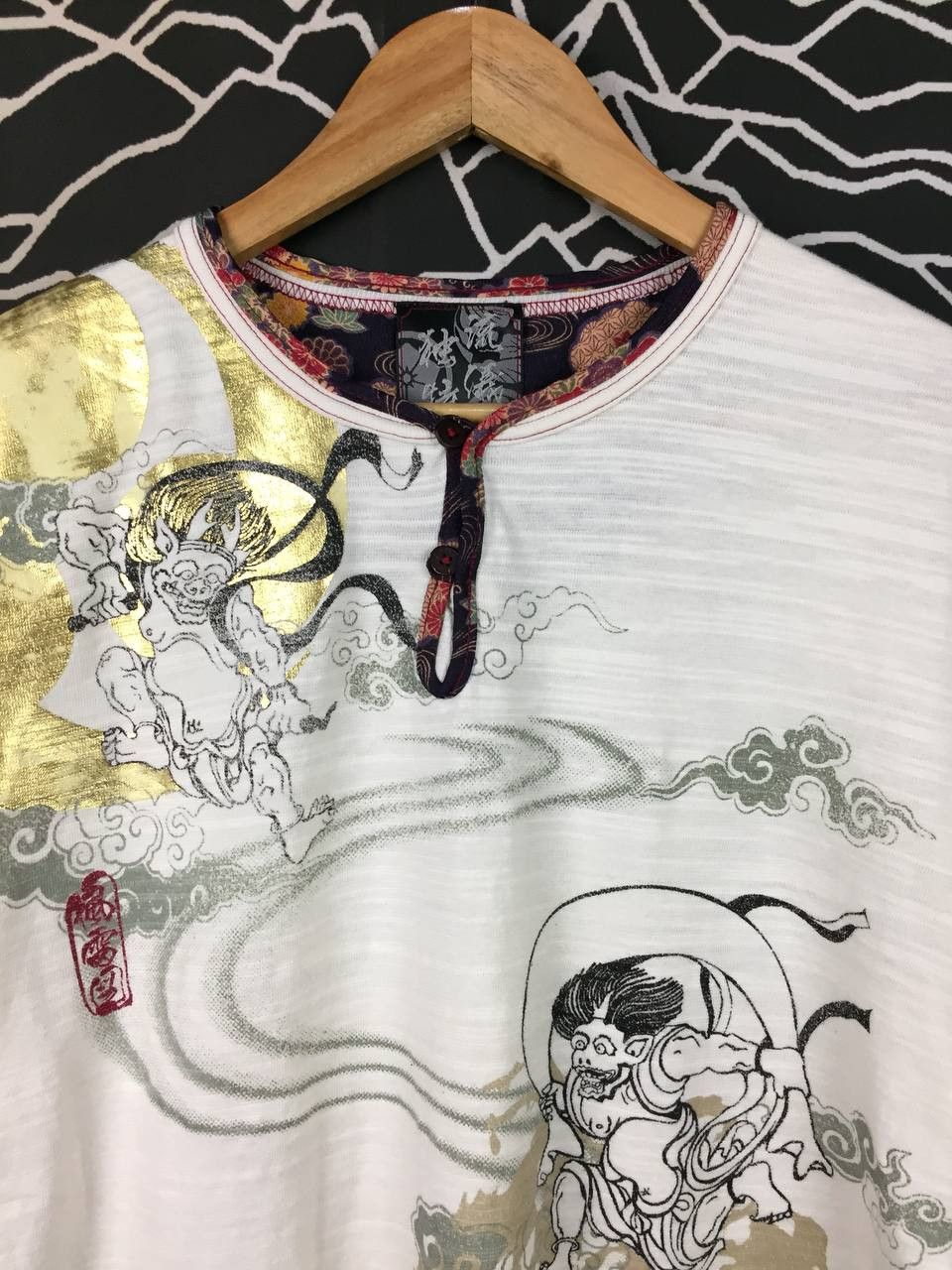 Japanese Brand Japanese Sukajan-Style Fujin Raijin Japan Mythological Tee Size US L / EU 52-54 / 3 - 3 Thumbnail