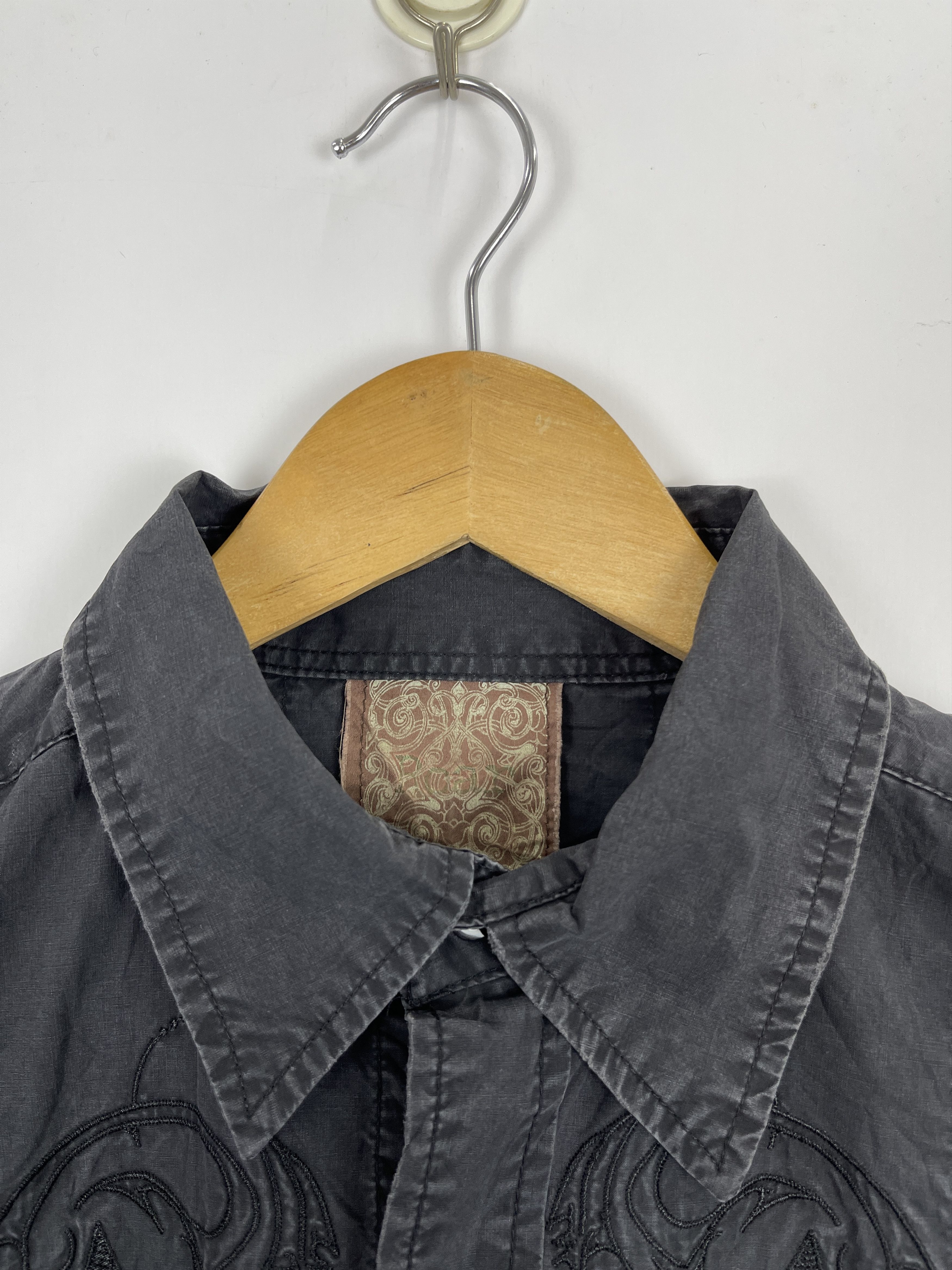 Roar × Vintage Vintage 90s Roar Embroidered Button Up Shirt TA0389 Size US L / EU 52-54 / 3 - 8 Thumbnail