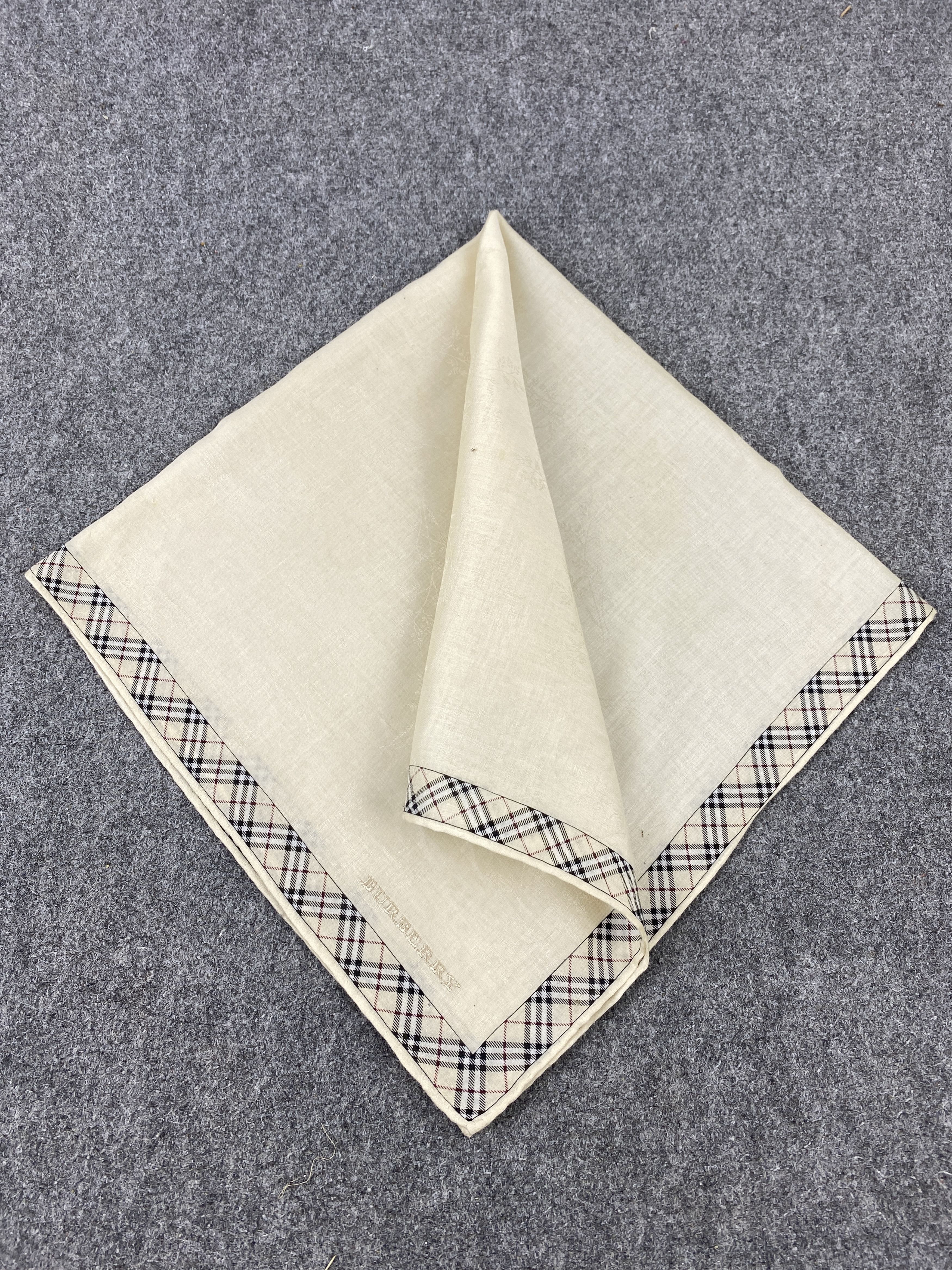 Burberry Vintage Burberry Handkerchief / Neckerchief KT0262 Size ONE SIZE - 3 Thumbnail