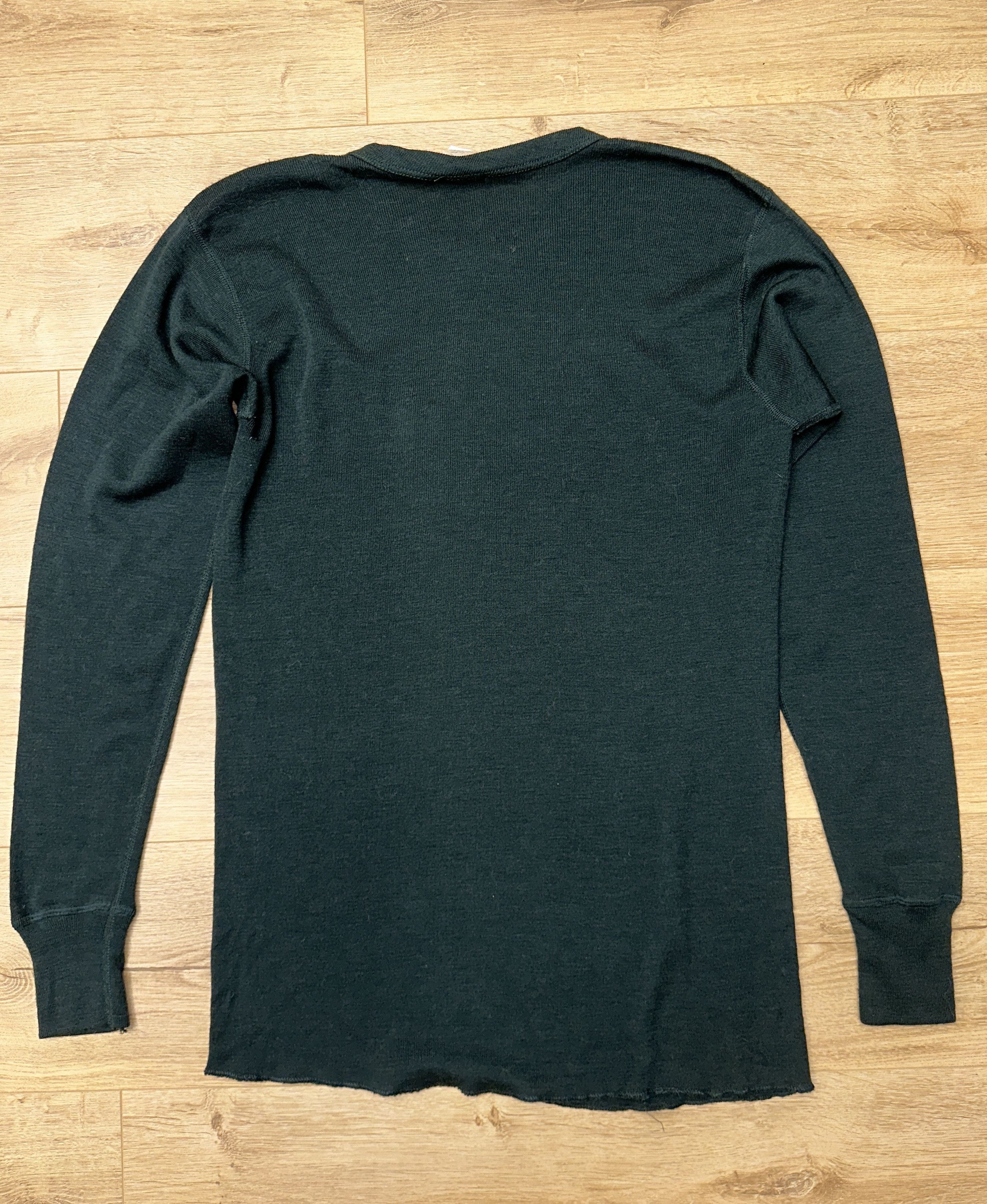 Filson Filson Wool Crewneck Shirt Green Sz M Repair Spots Vintage Size US M / EU 48-50 / 2 - 10 Thumbnail