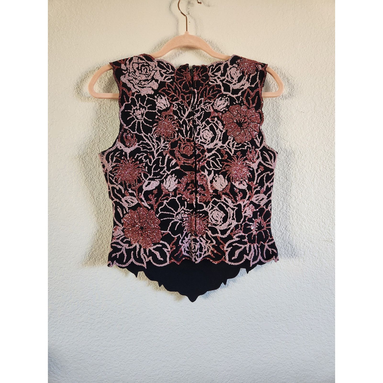 Tadashi Shoji Tadashi Shoji Women's Beaded Floral Blouse-M Size M / US 6-8 / IT 42-44 - 2 Thumbnail