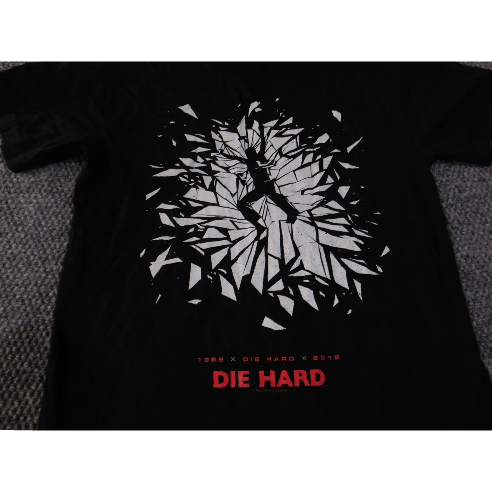 Vintage Fox 20th Century T Shirt Mens Small Black Die Hard Graphic Movie Bruce Willis Short Sleeve Crew Neck Cotton Size US S / EU 44-46 / 1 - 5 Thumbnail