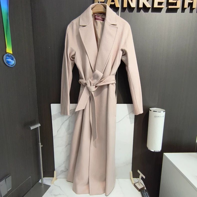 Max Mara Max Mara coat Size M / US 6-8 / IT 42-44 - 1 Thumbnail