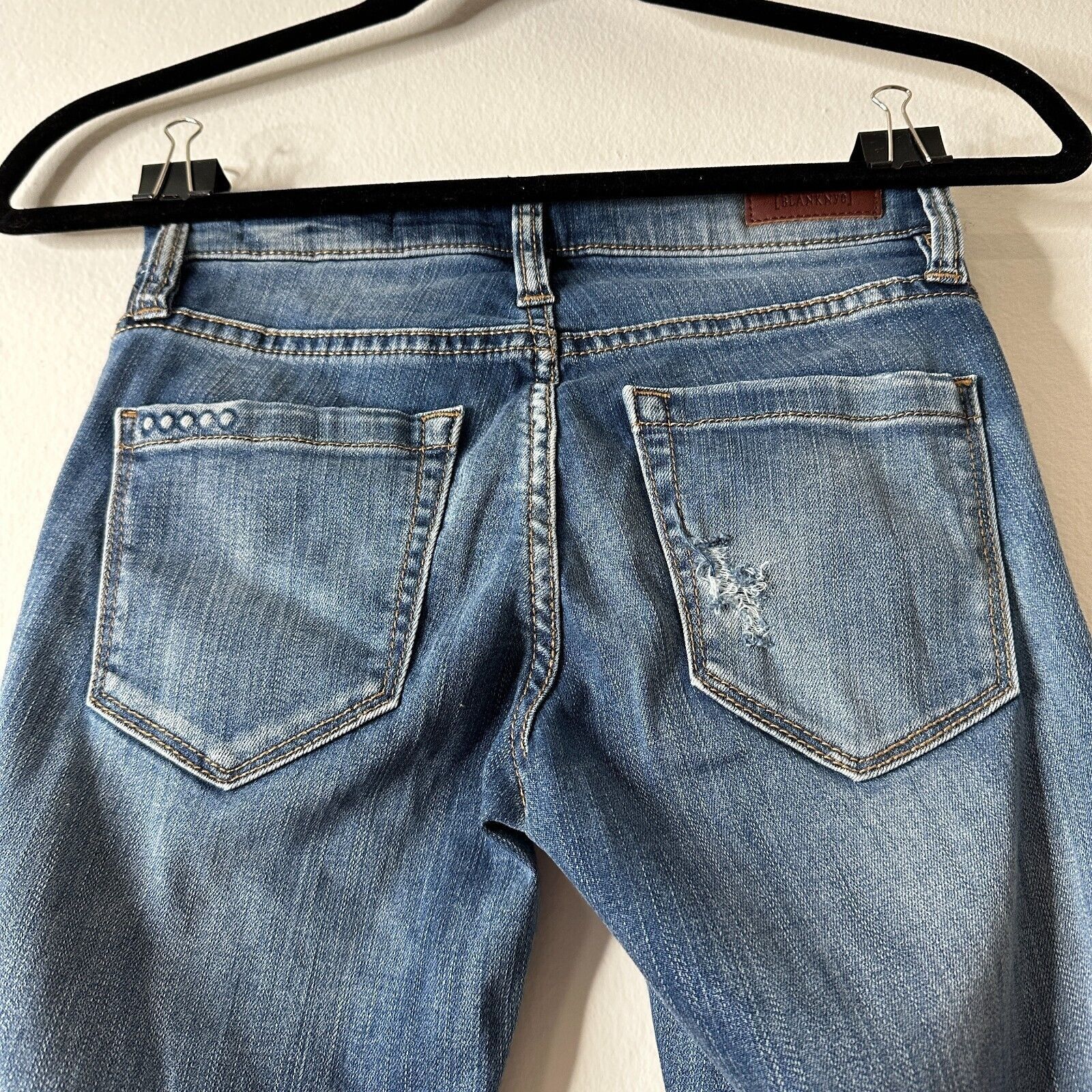 Other Blank NYC High Cuff Straight Distressed Jeans Low Rise 24 Size 24" / US 00 / IT 34 - 5 Thumbnail