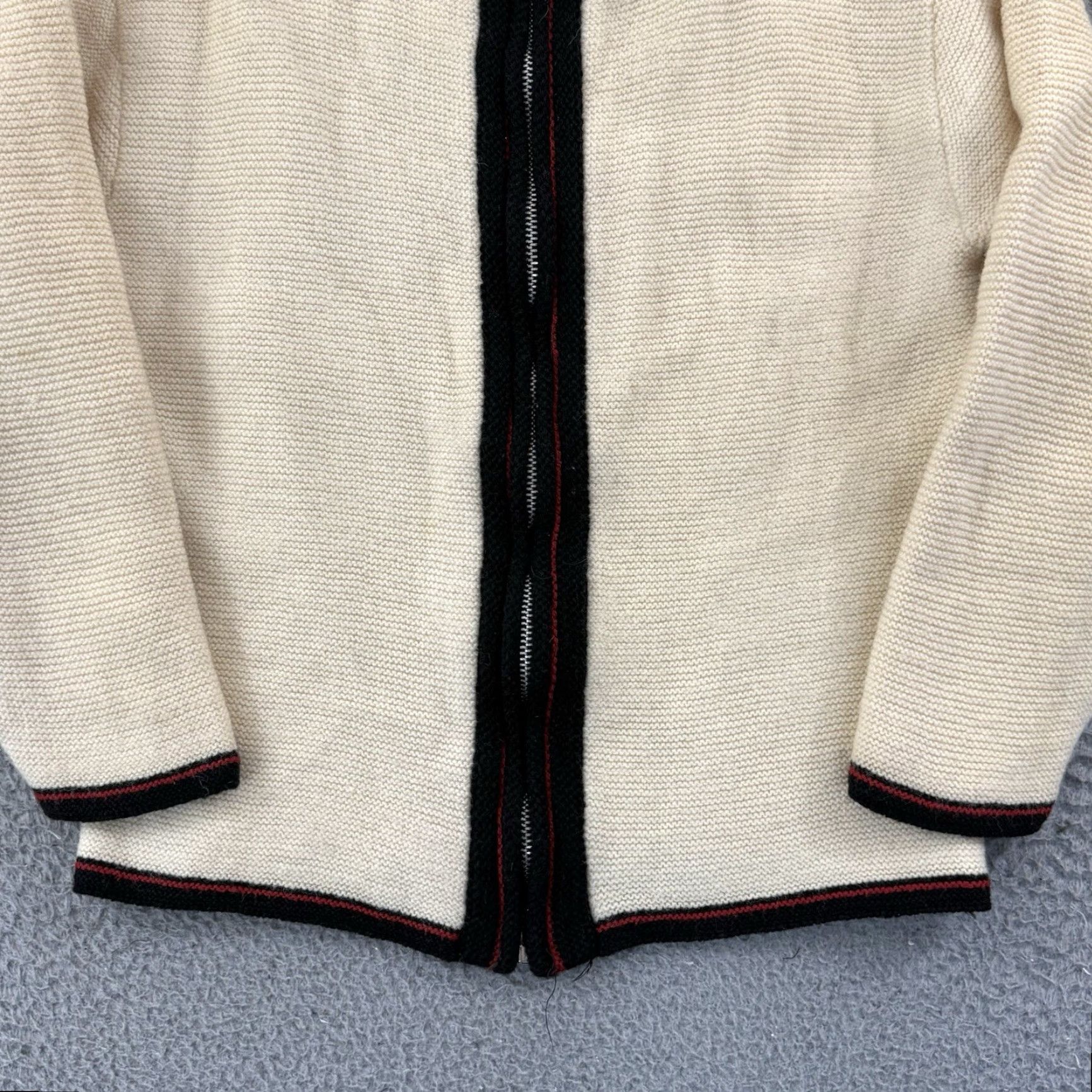 McGregor VINTAGE McGregor Sportswear Cardigan Sweater Women’s Medium 60s Wool Zip USA Ivory Crew Neck Long Sleeve Asymmetrical Sleeve Pockets Logo Knit Size M / US 6-8 / IT 42-44 - 2 Thumbnail