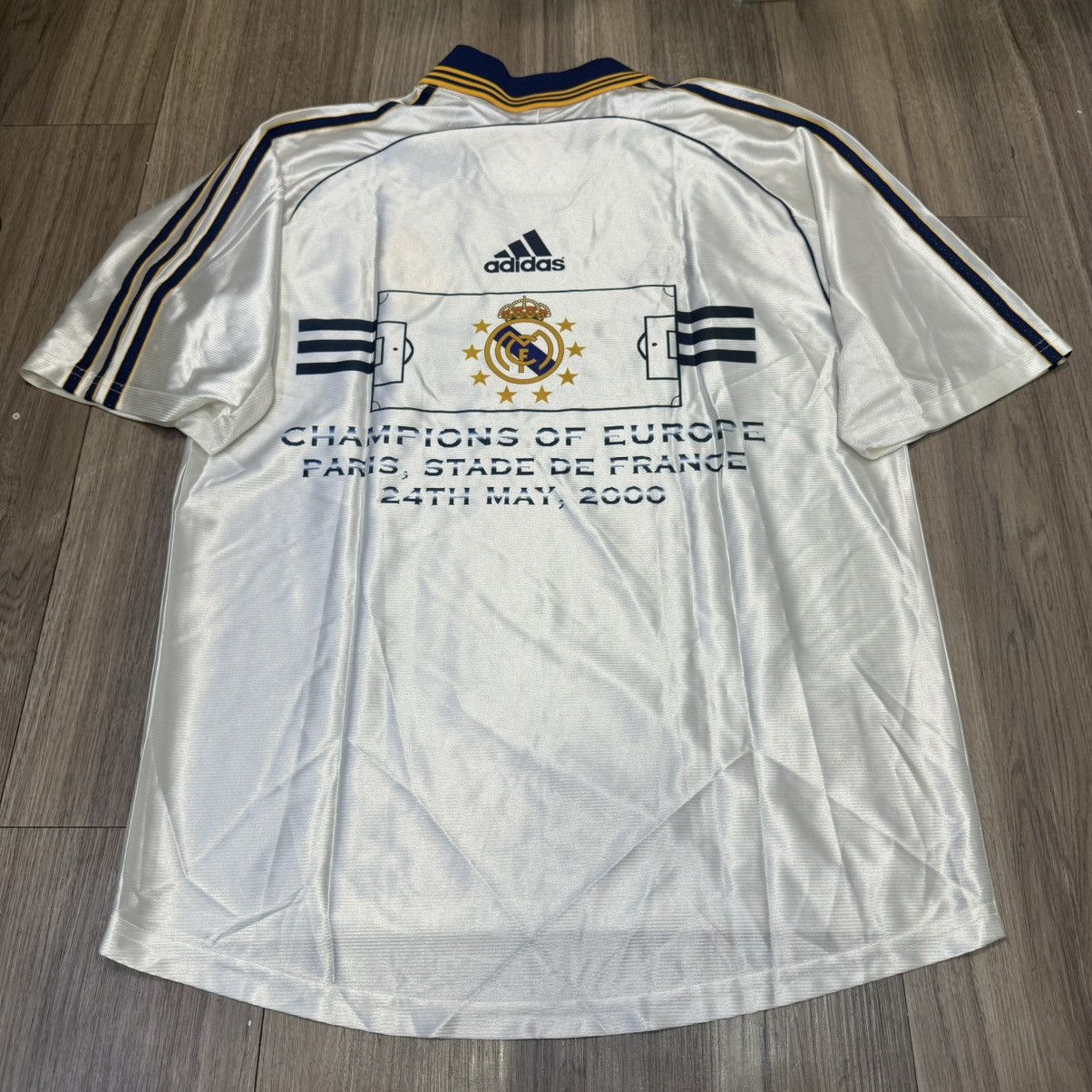 Adidas Real Madrid 2000 special edition shirt Size US M / EU 48-50 / 2 - 2 Thumbnail
