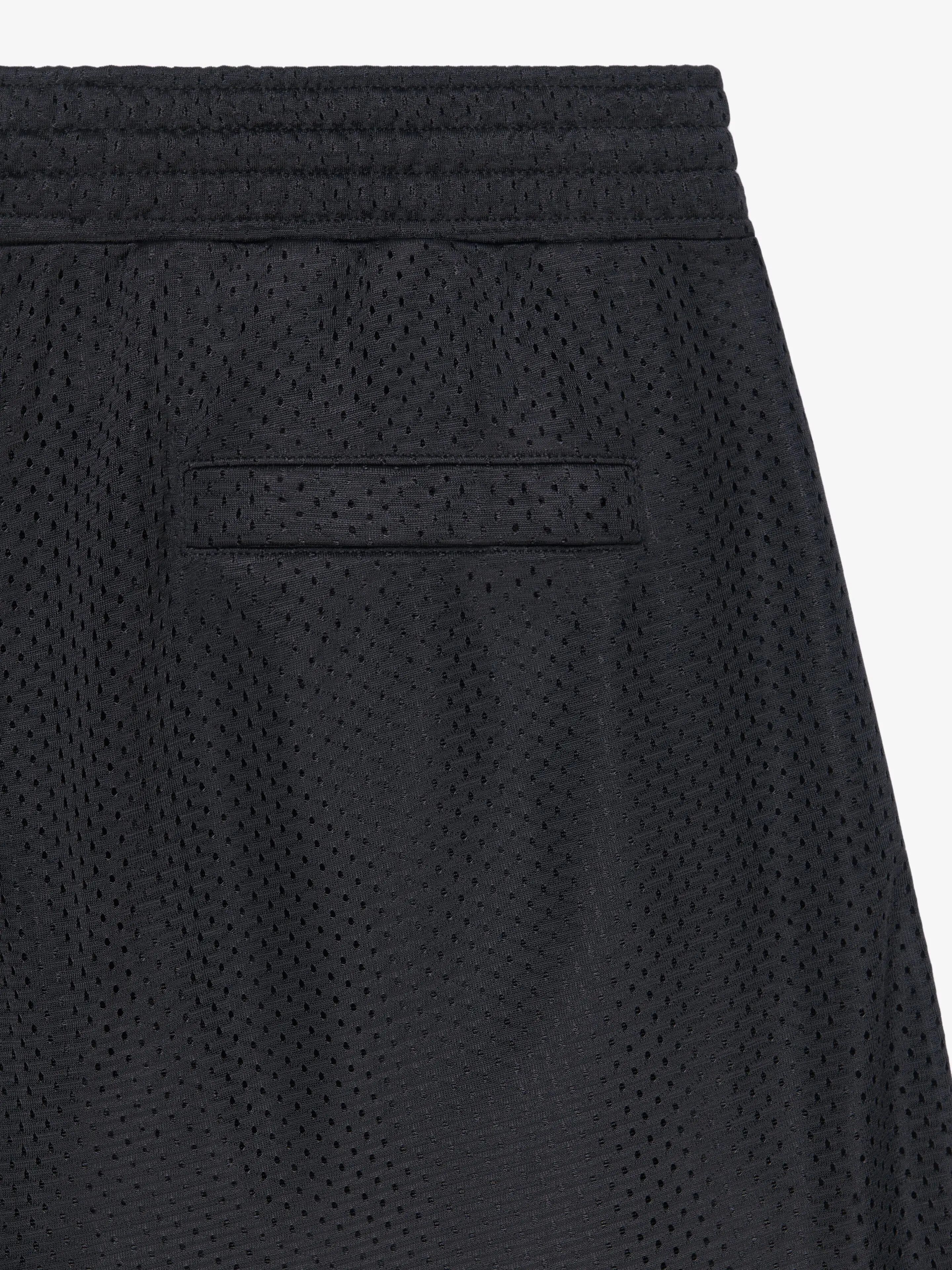 Givenchy o1gr1nt0125 Board Short in Black Size US 32 / EU 48 - 2 Thumbnail