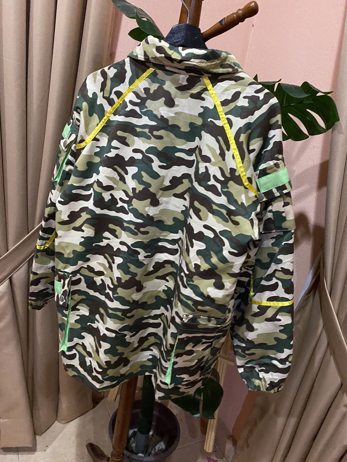 Other Camouflage Utility Jacket with Neon Accents Unique Outerwear Size US M / EU 48-50 / 2 - 8 Thumbnail