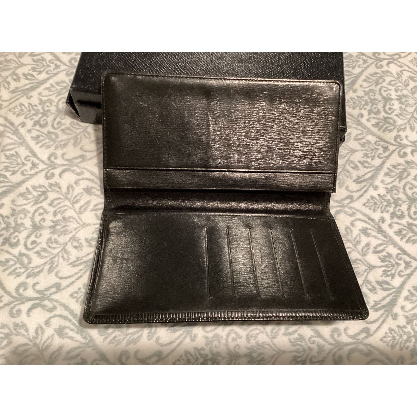 Louis Vuitton Louis Vuitton black epi long wallet bifold Size ONE SIZE - 3 Thumbnail