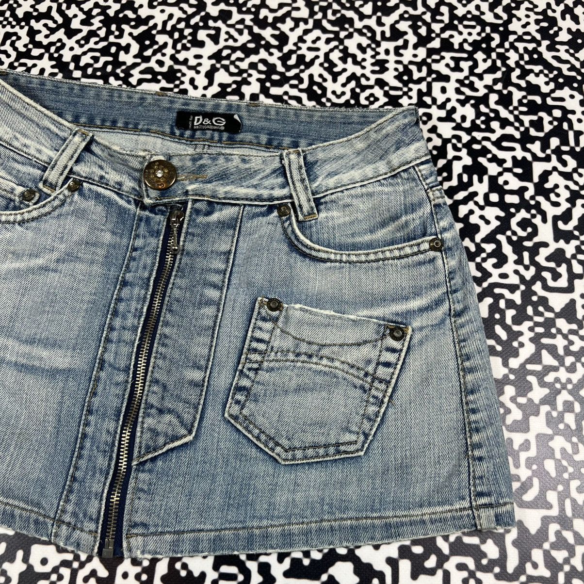 Dolce & Gabbana Vintage 90s D&G Dolce Gabbana Denim Mini Skirt Retro Luxury Size 28" / US 6 / IT 42 - 6 Thumbnail
