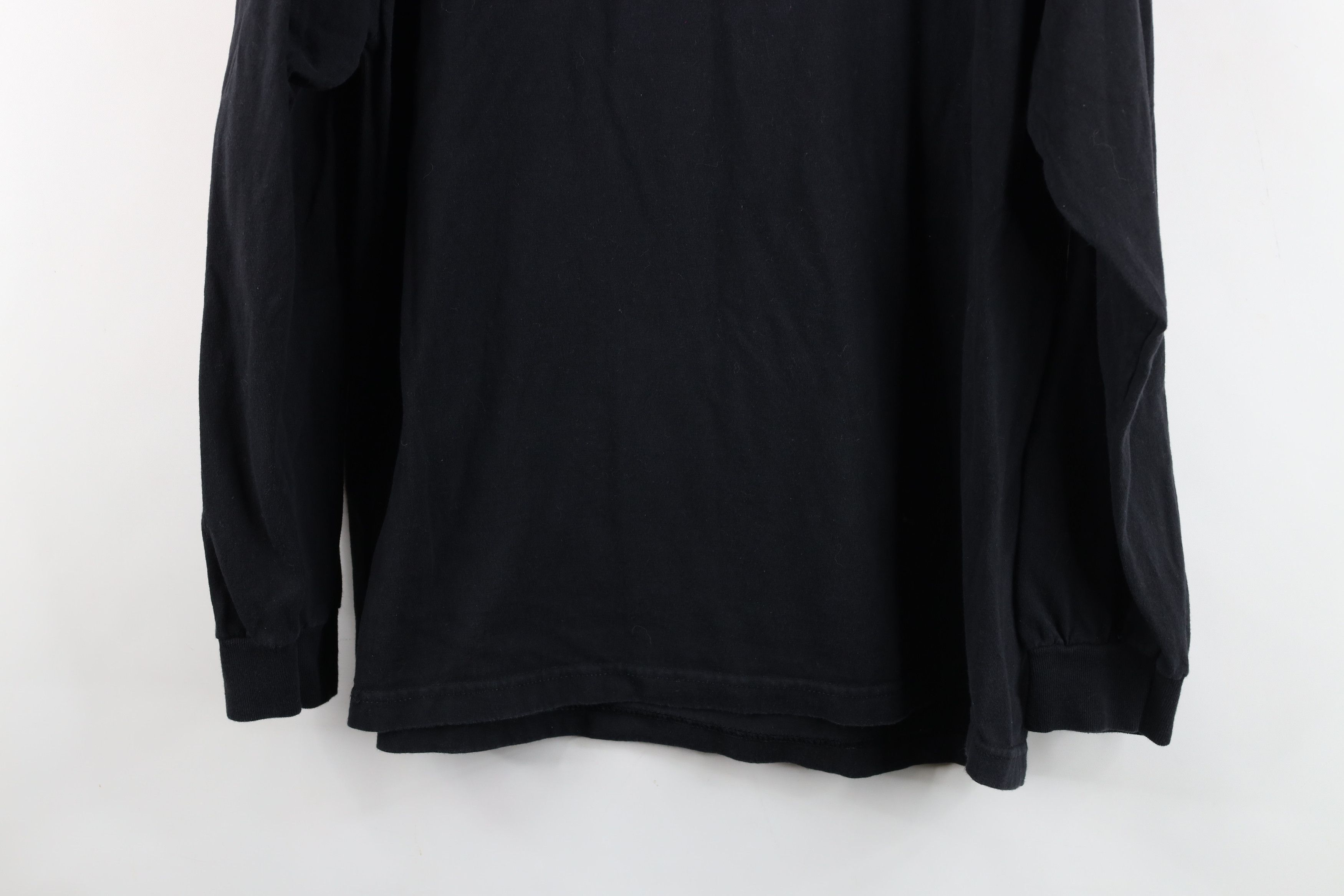 Vintage Vintage Y2K 2004 Tour Motley Crue Band Long Sleeve T-Shirt Size US XL / EU 56 / 4 - 13 Thumbnail